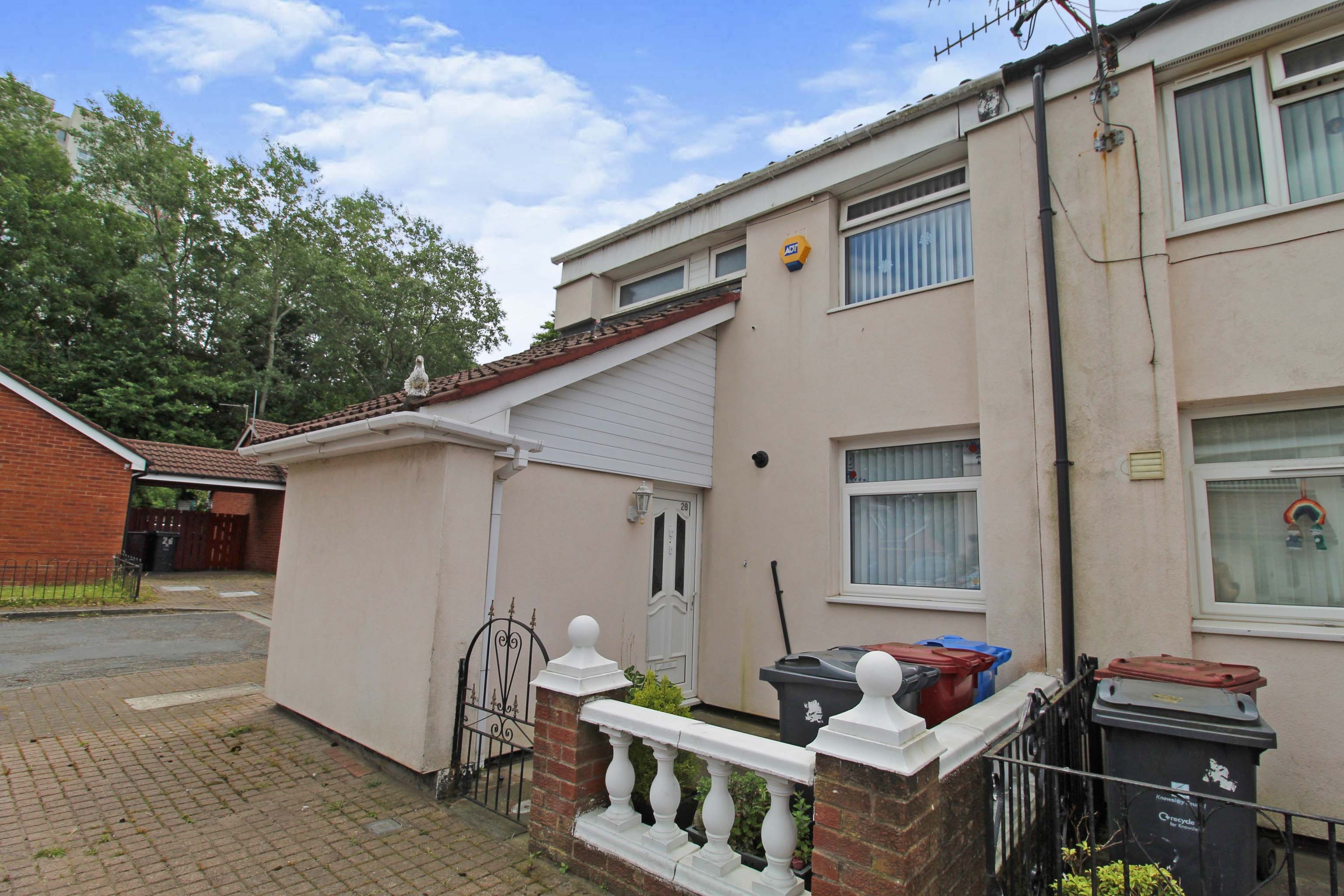 2 bedroom end of terrace house for sale in Little Moss Hey, Liverpool