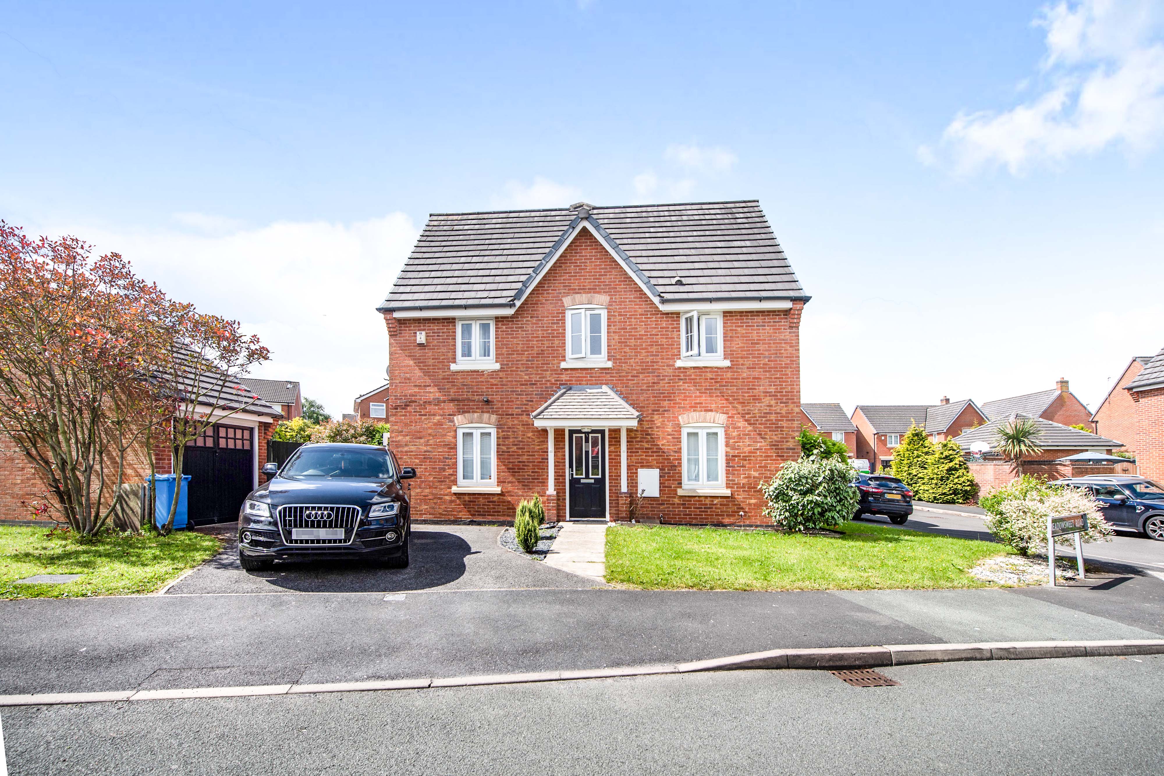 3 bedroom end of terrace house for sale in Kirkby, Liverpool, L32 1BQ