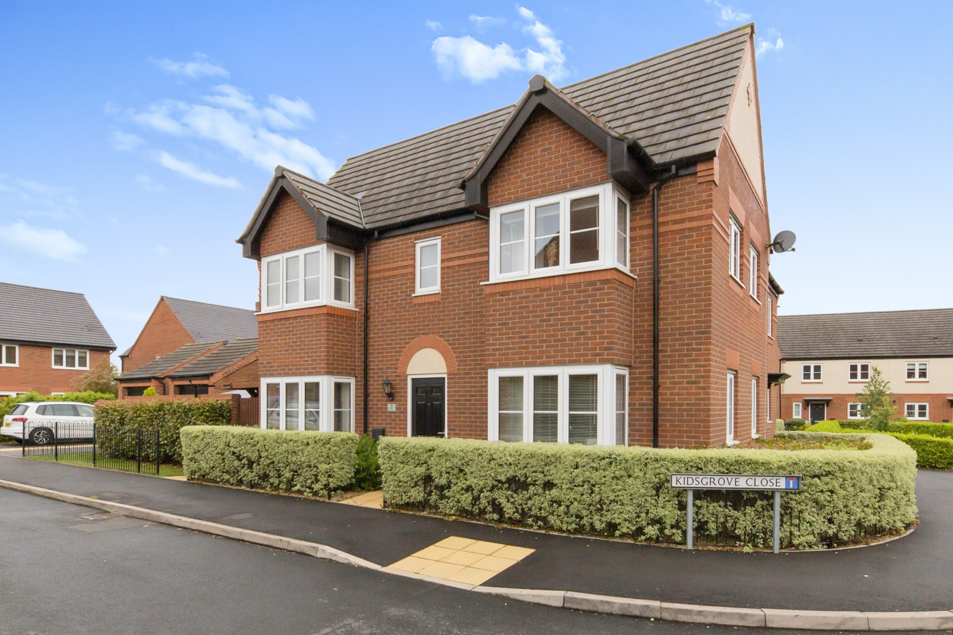 3 bedroom semidetached house for sale in Kidsgrove Close, Sandbach