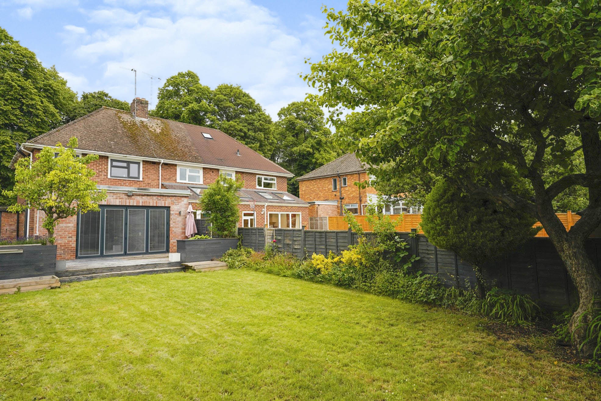 3 bedroom semidetached house for sale in Meadoway, Cheltenham, GL52 8NB