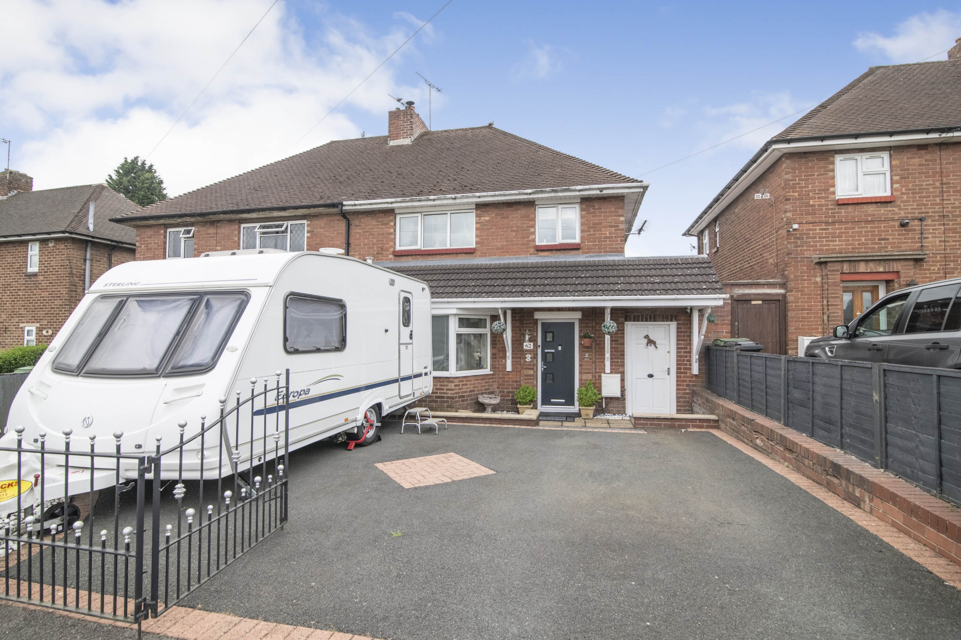 3 bedroom semidetached house for sale in Newland Grove, Dudley, DY2 0TN