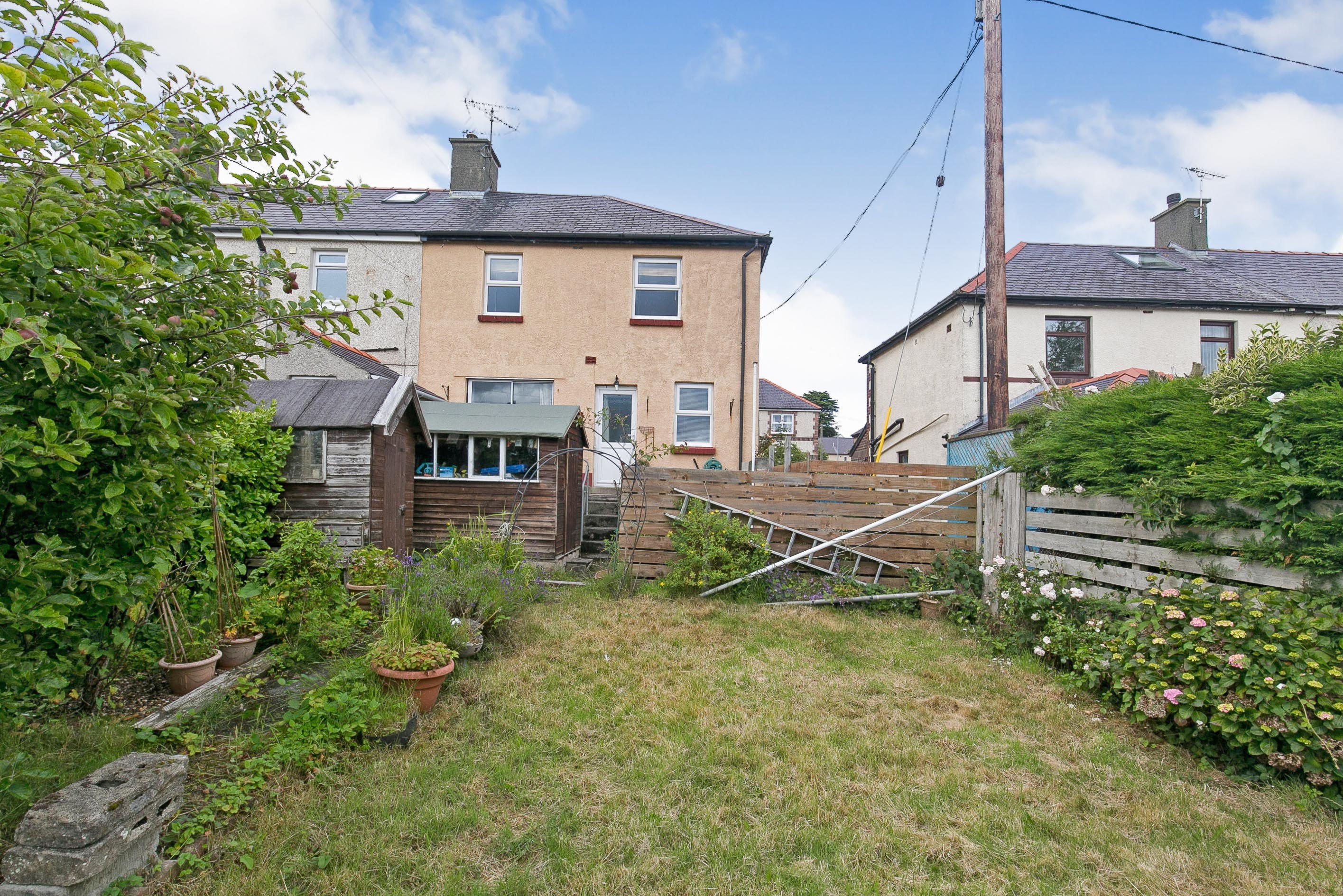 3 bedroom end of terrace house for sale in Maes Hyfryd, Beaumaris, LL58 8EY