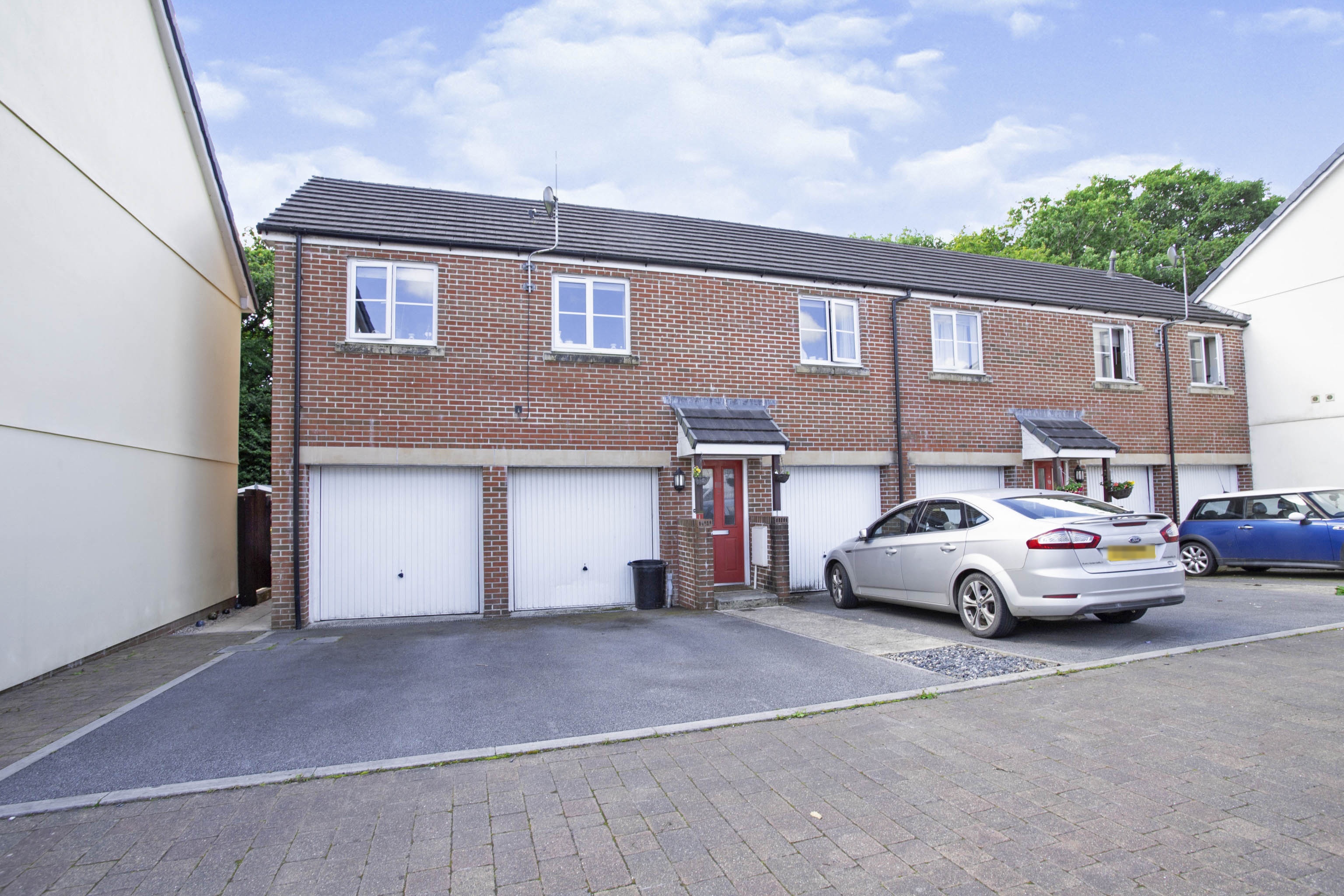 2 bedroom coach house for sale in Penhole Drive, Launceston, PL15 9FH
