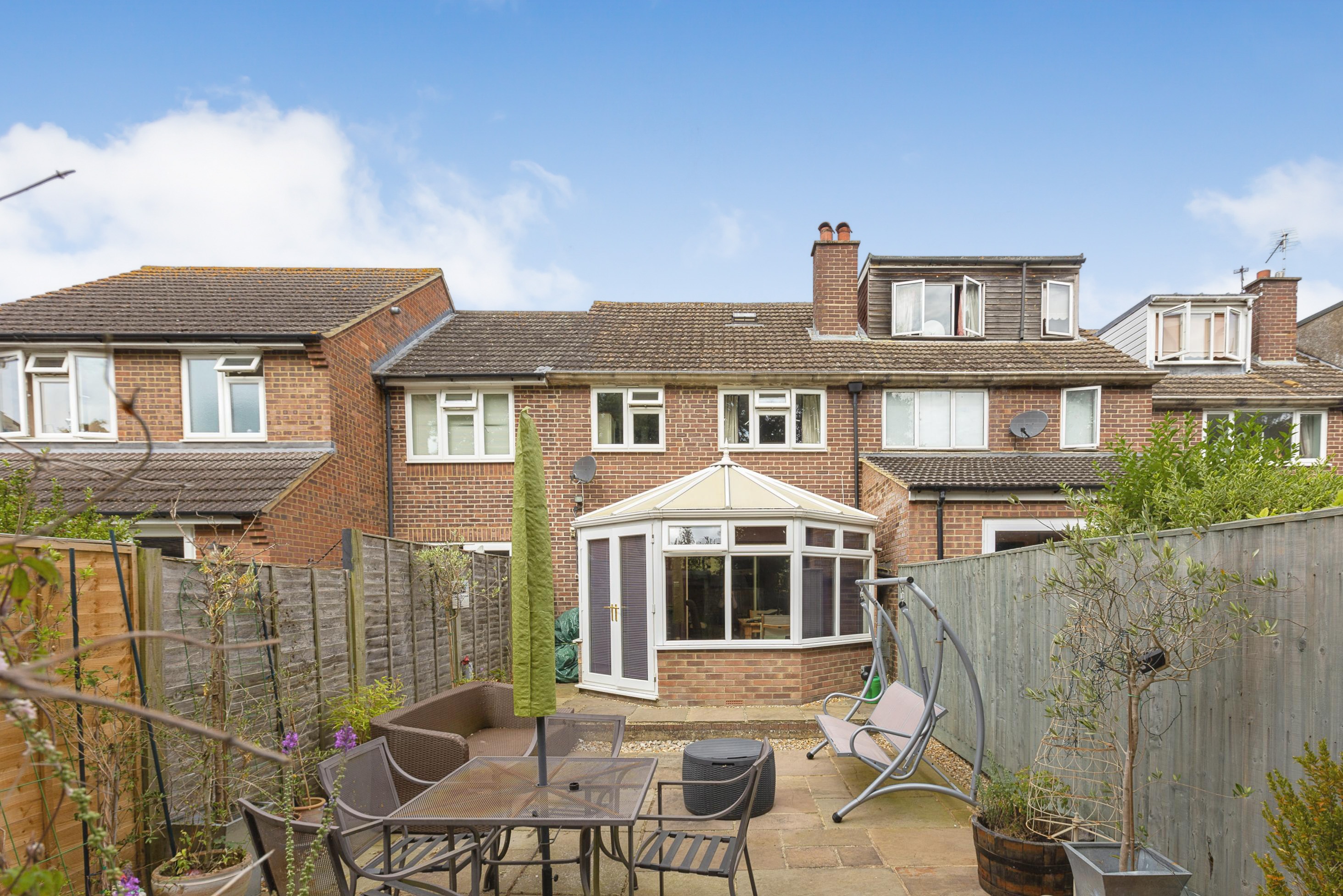 3 bedroom semidetached house for sale in Brookside Close, Thame, OX9 2LS