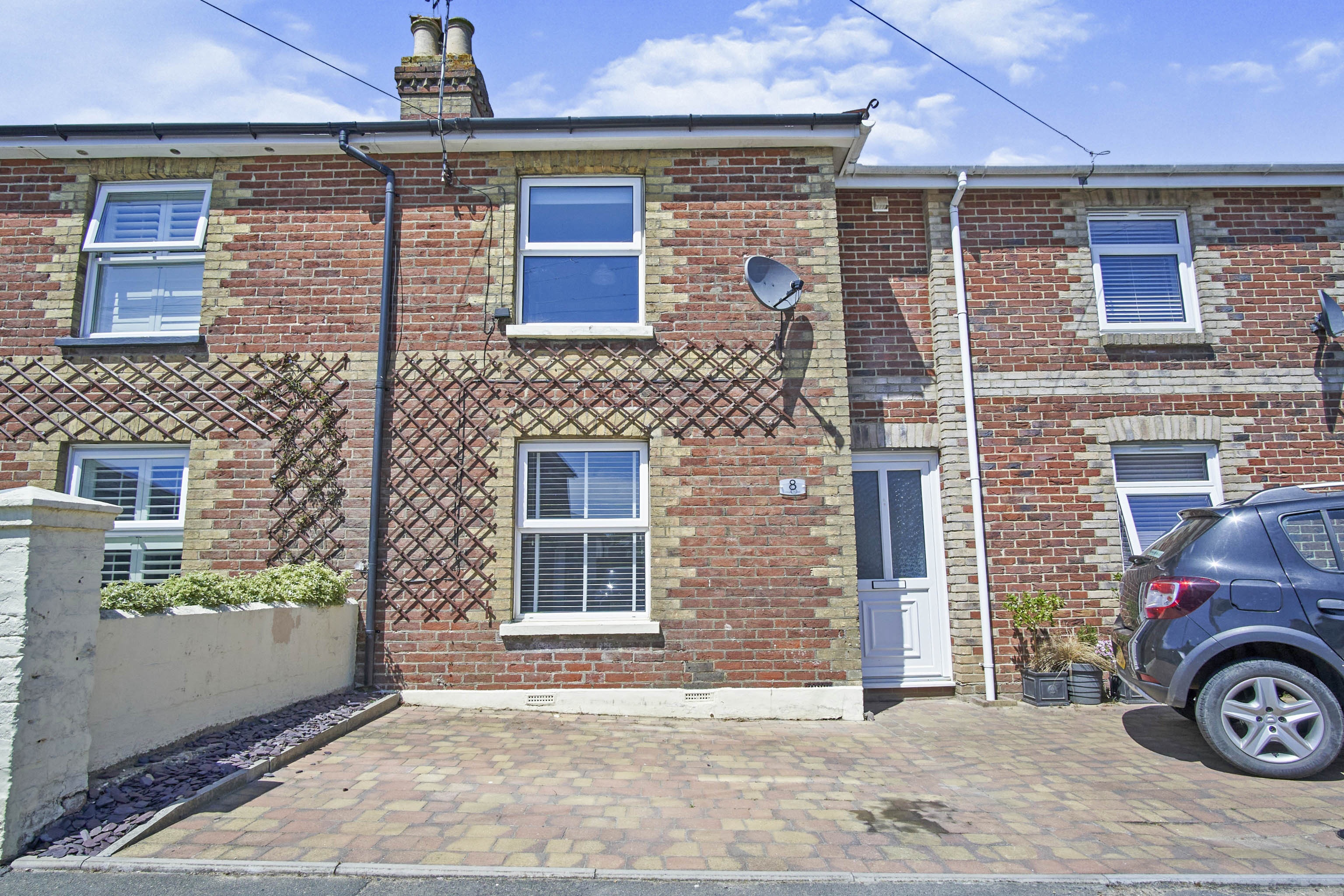 3 bedroom cottage for sale in Hope Road, Ryde, PO33 1AG