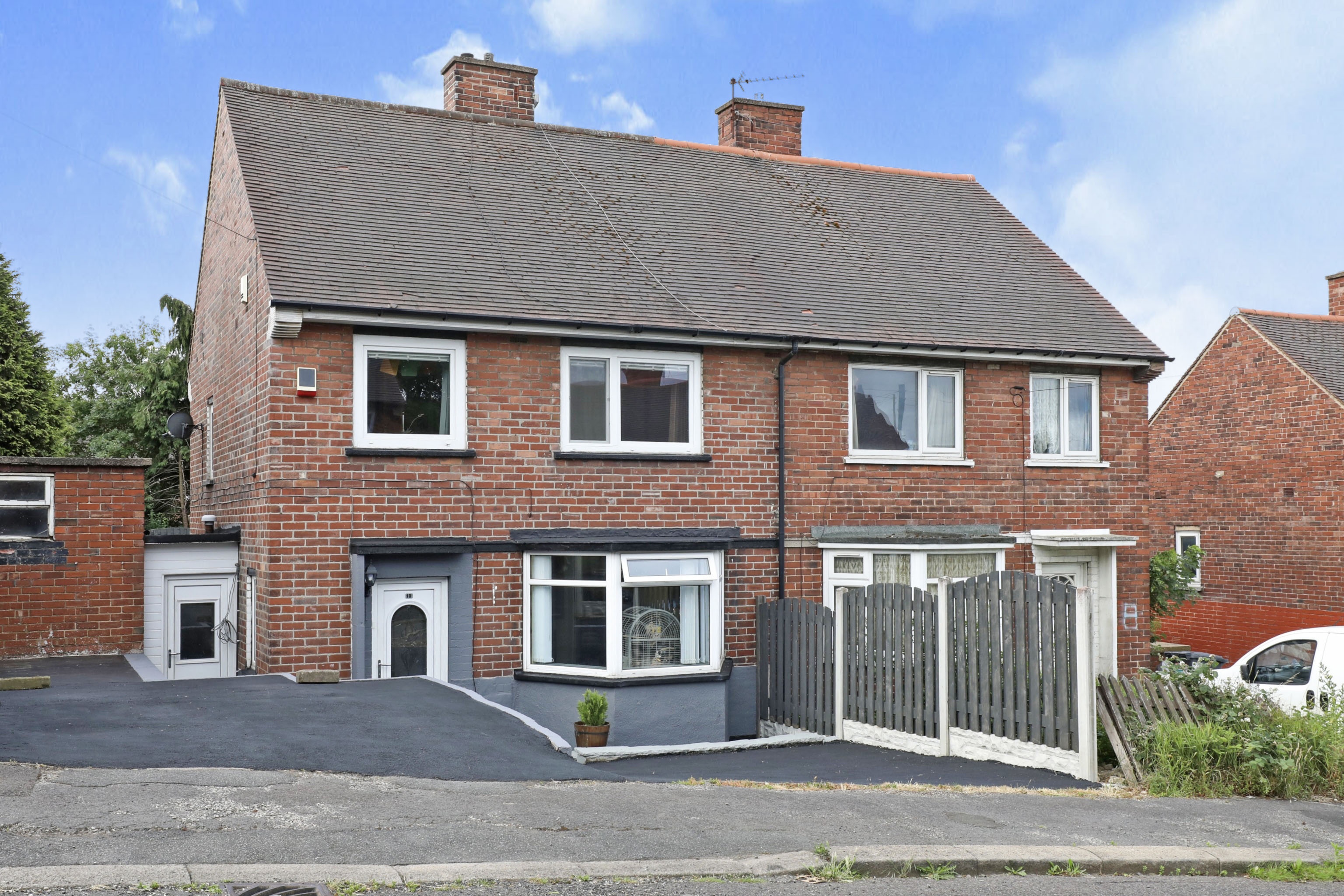 3 bedroom semidetached house for sale in Coupland Road, Rotherham, S65 3LJ
