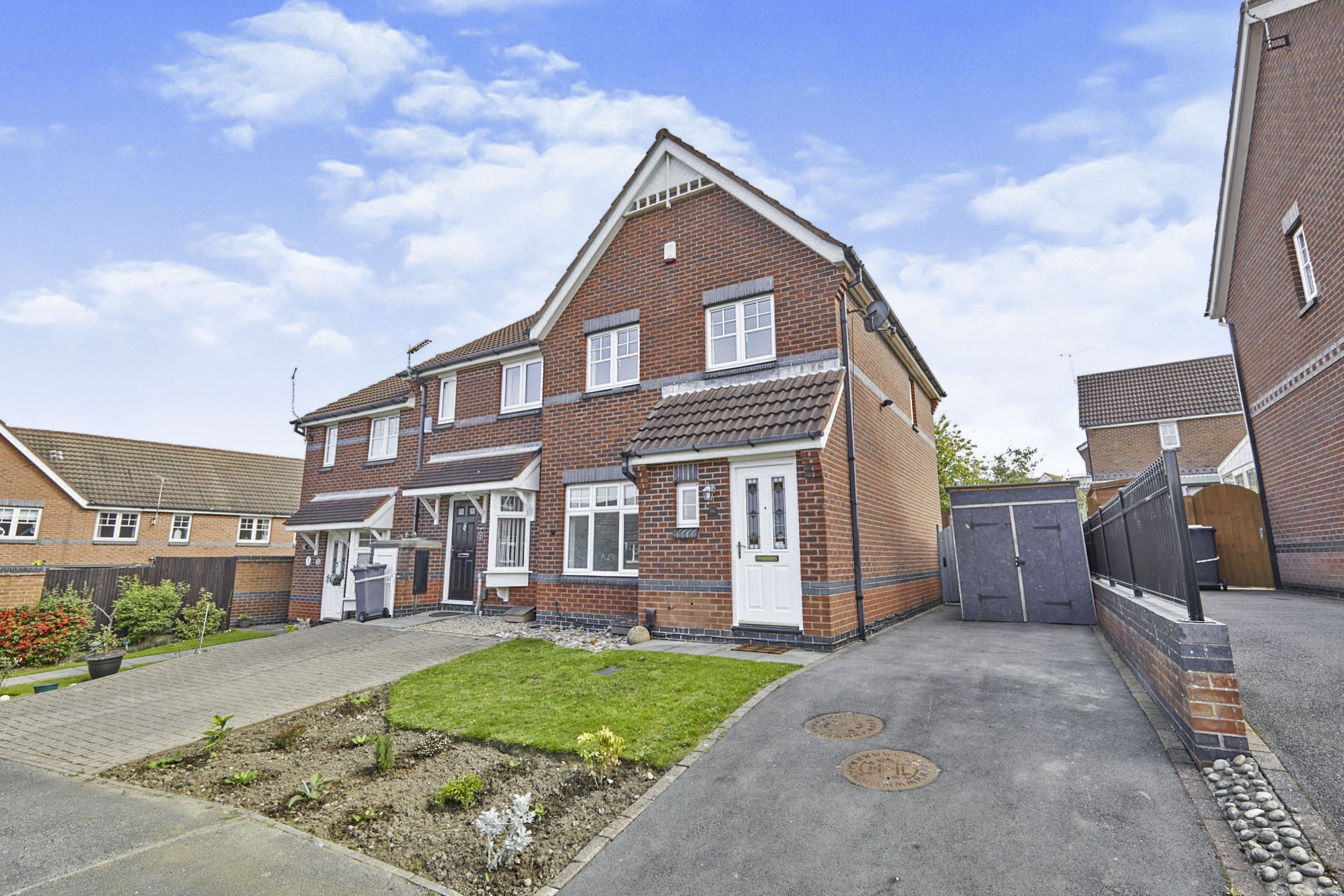 3 bedroom semidetached house for sale in Sanders Close, Ilkeston, DE7 9LN