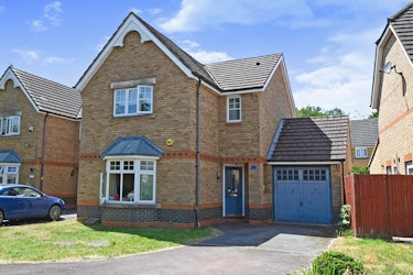 Image for Russell Close, bracknell