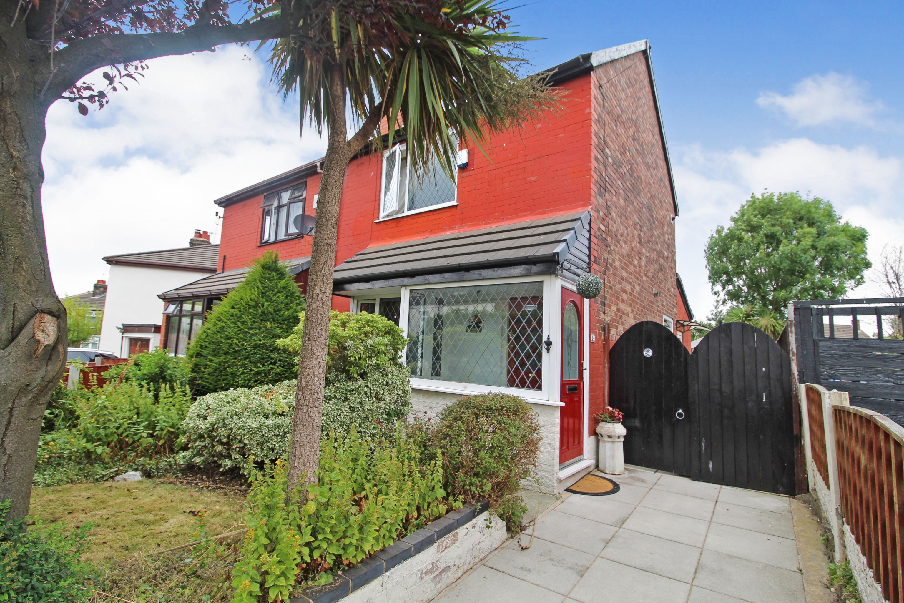 2 bedroom semidetached house for sale in Cross Lane, Whiston, Prescot