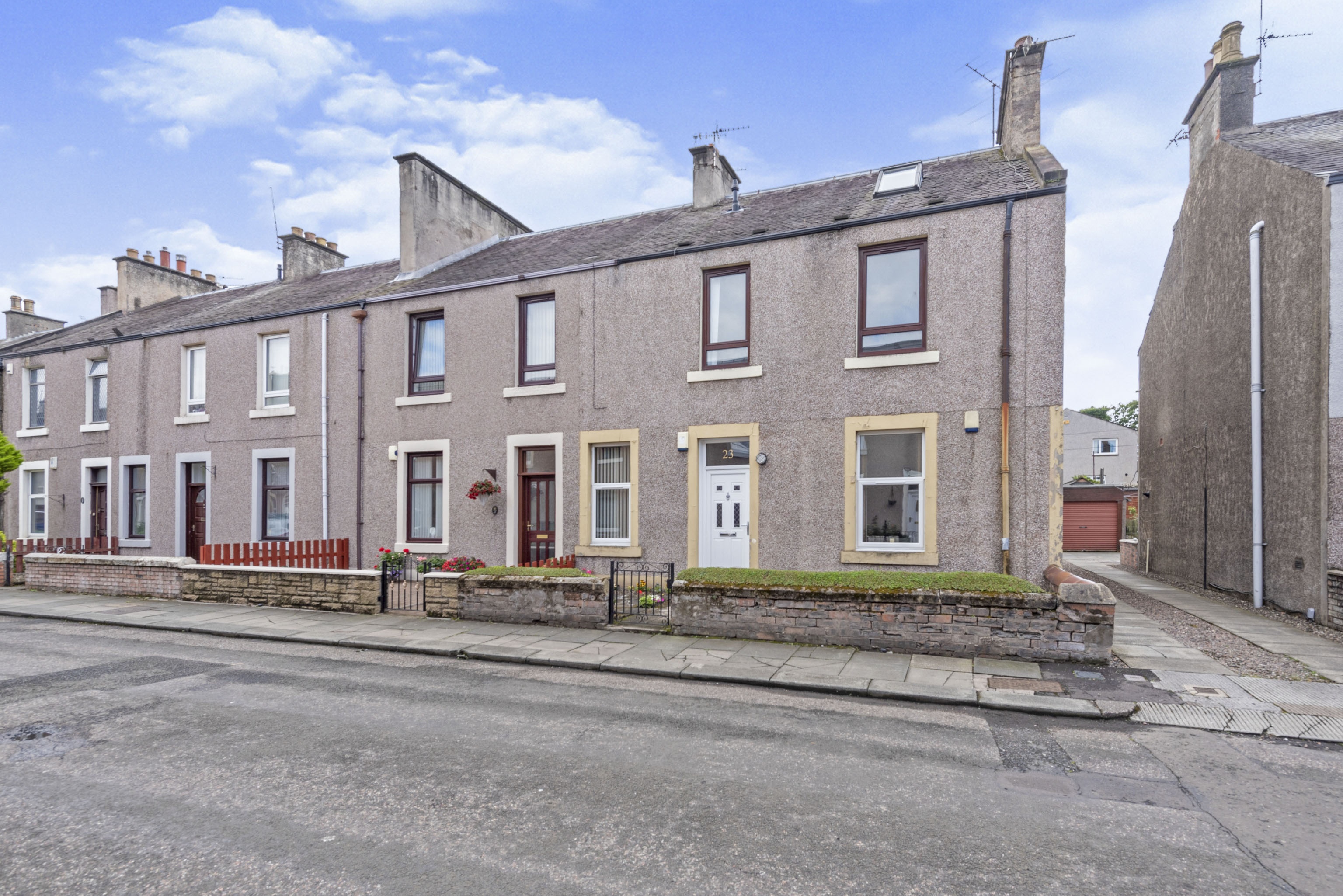 3 bedroom flat for sale in Gladstone Street, Leven, KY8 4QF