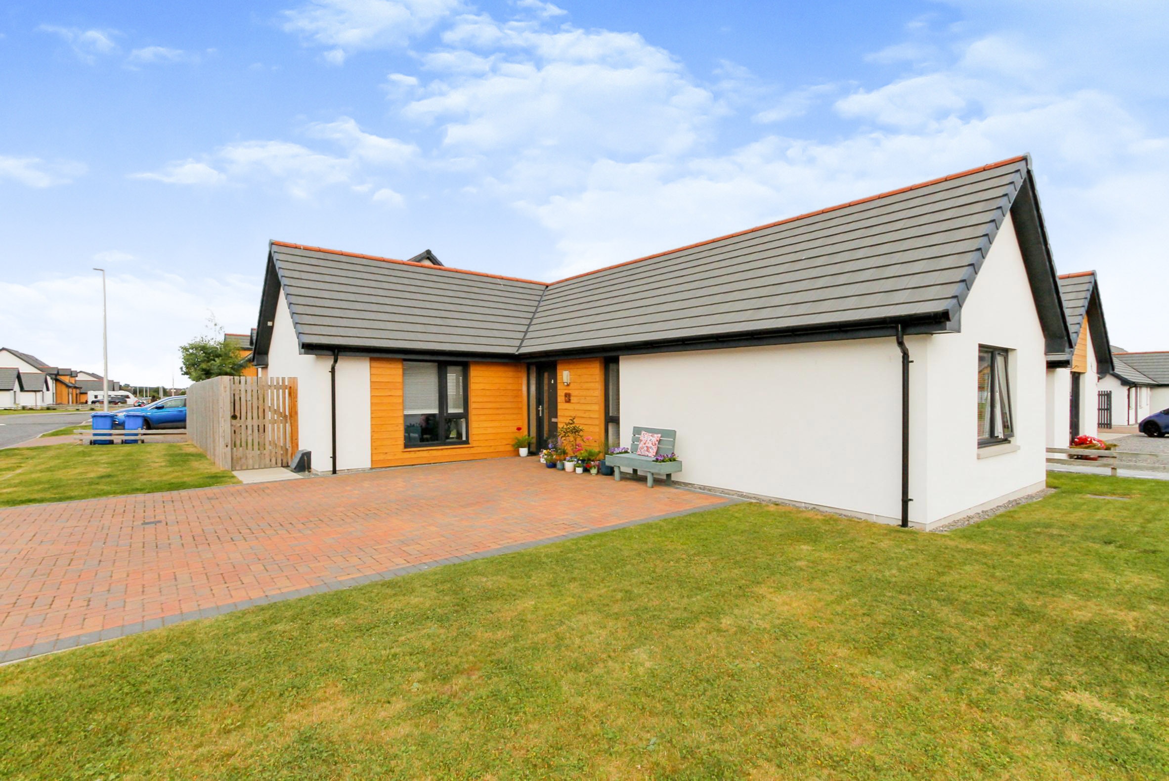 2 bedroom detached bungalow for sale in Lawrie Drive, Nairn, IV12 5TY