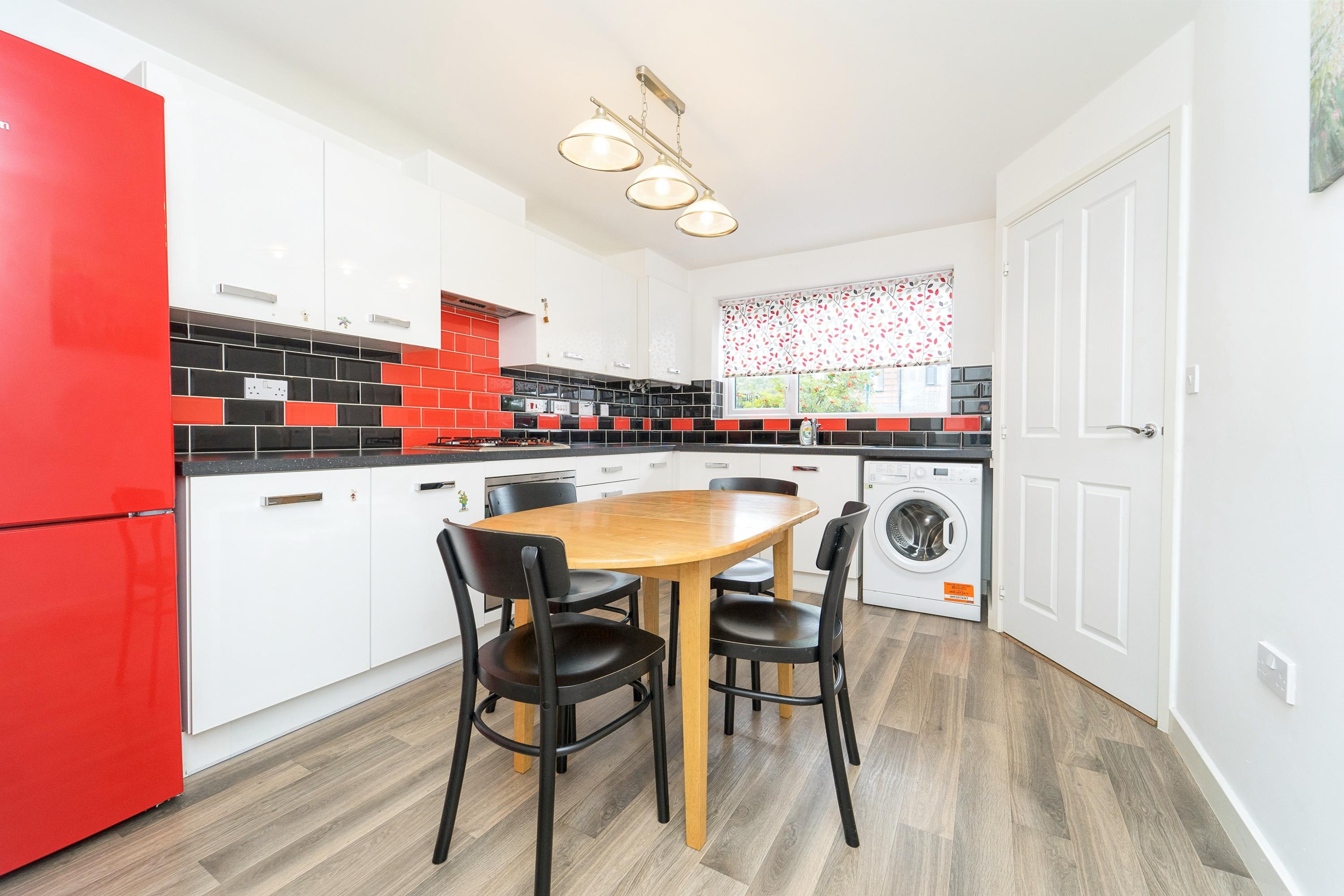 2 bedroom semidetached house for sale in Lawnswood Road, Manchester