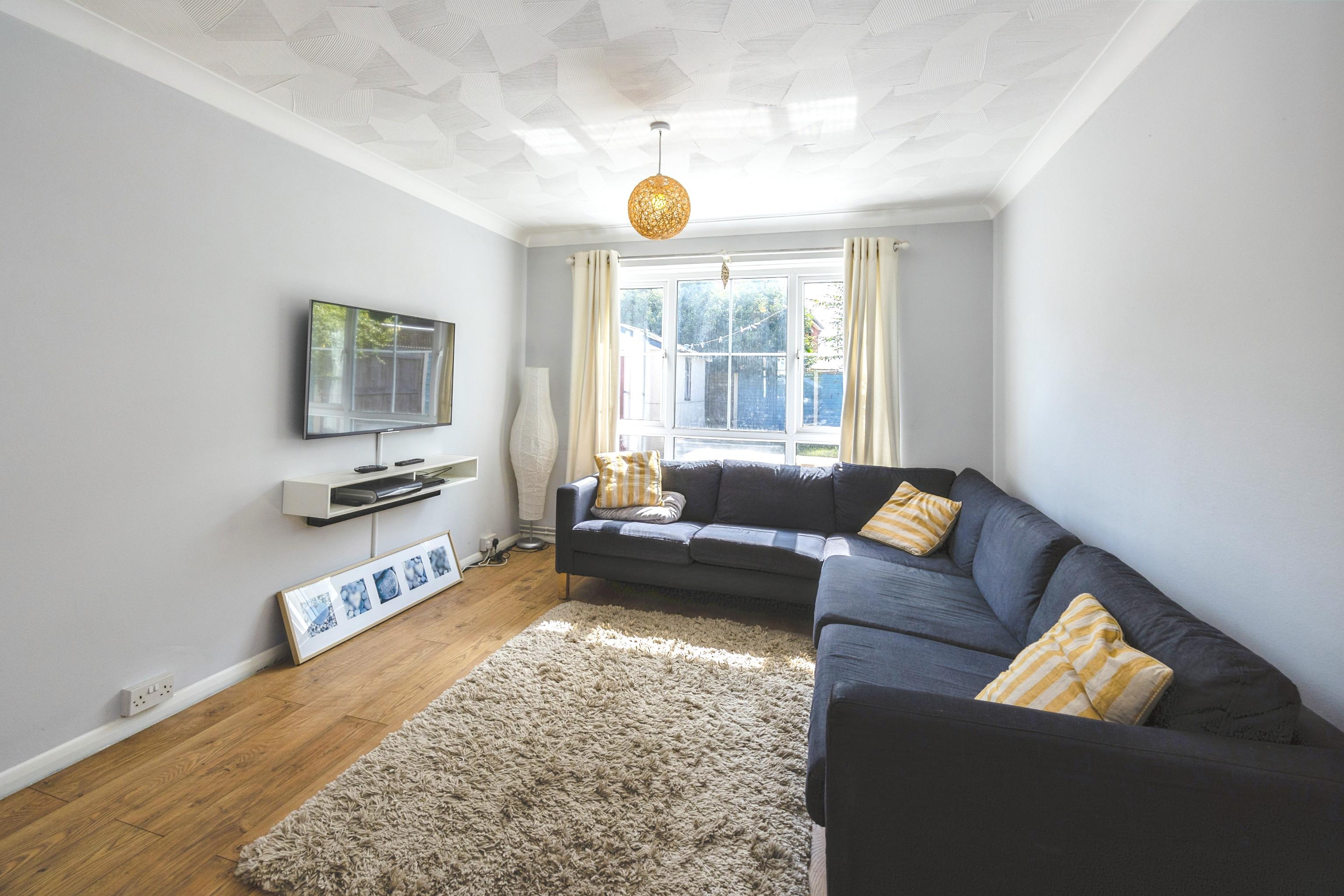 3 bedroom end of terrace house for sale in Denvilles Close, Havant, PO9 2QY