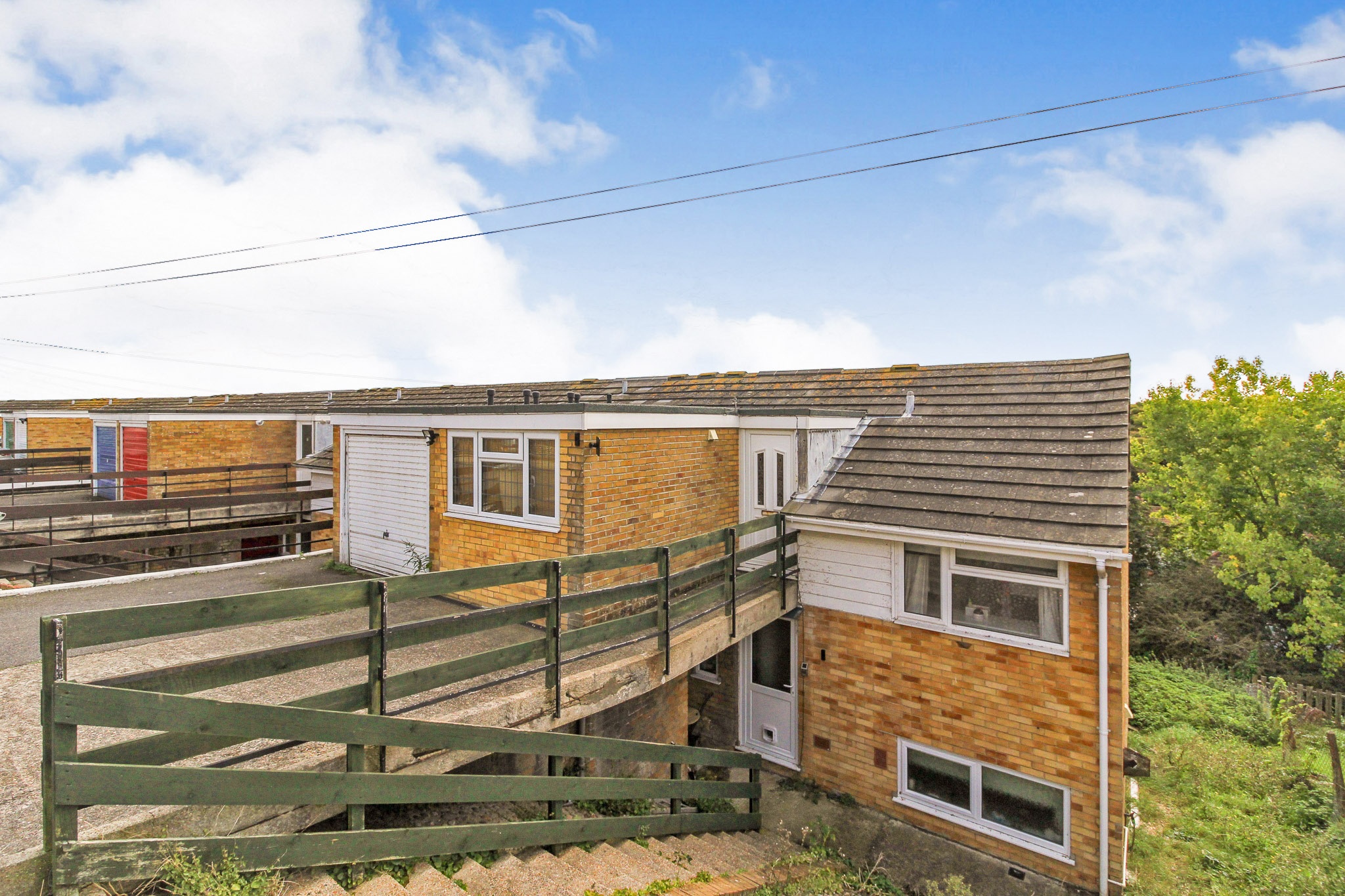 3 bedroom semidetached house for sale in Hillcrest Road, Newhaven, BN9 9EZ