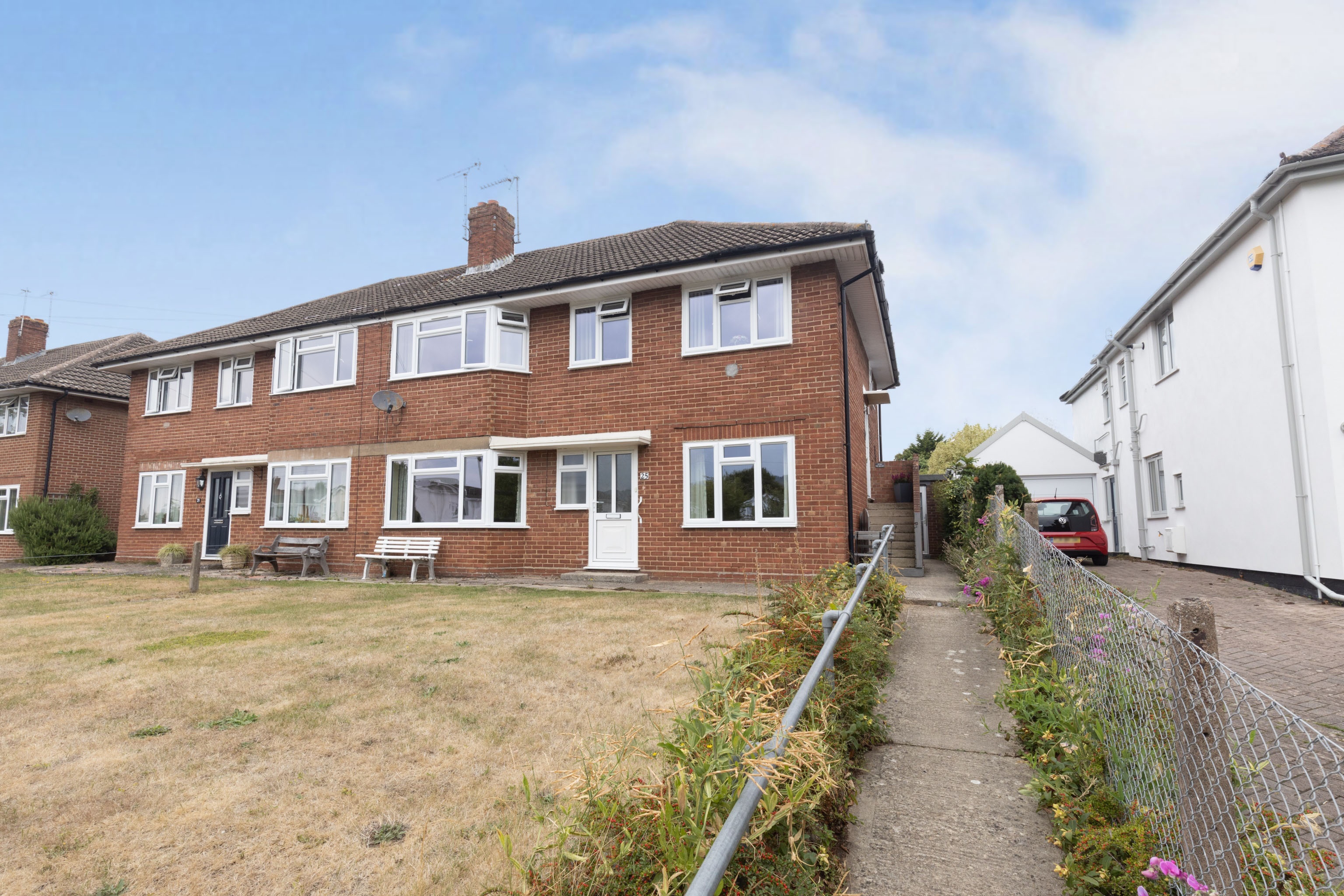 2 bedroom ground floor for sale in East End Road, Cheltenham