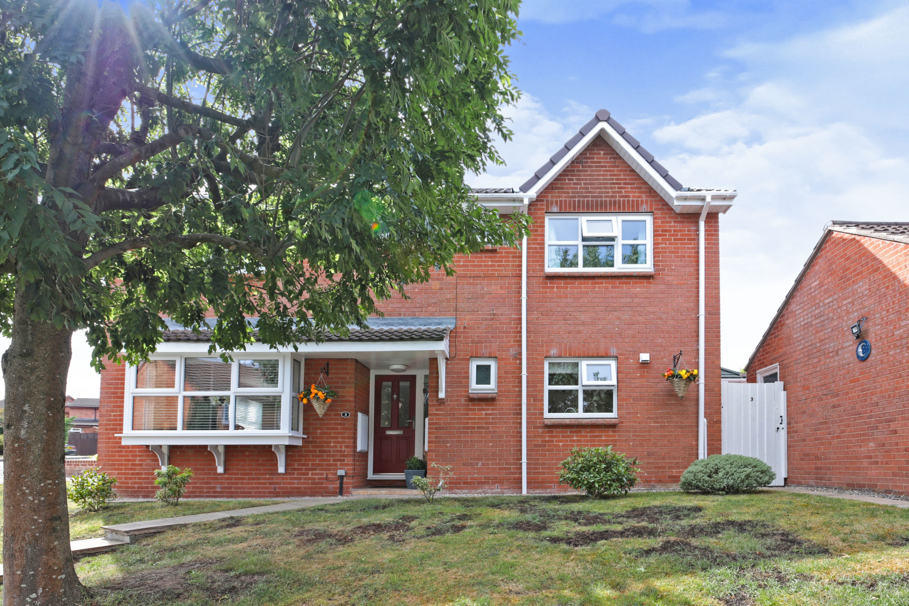 4 bedroom detached house for sale in Harebell Close, Chester, CH3 6RT