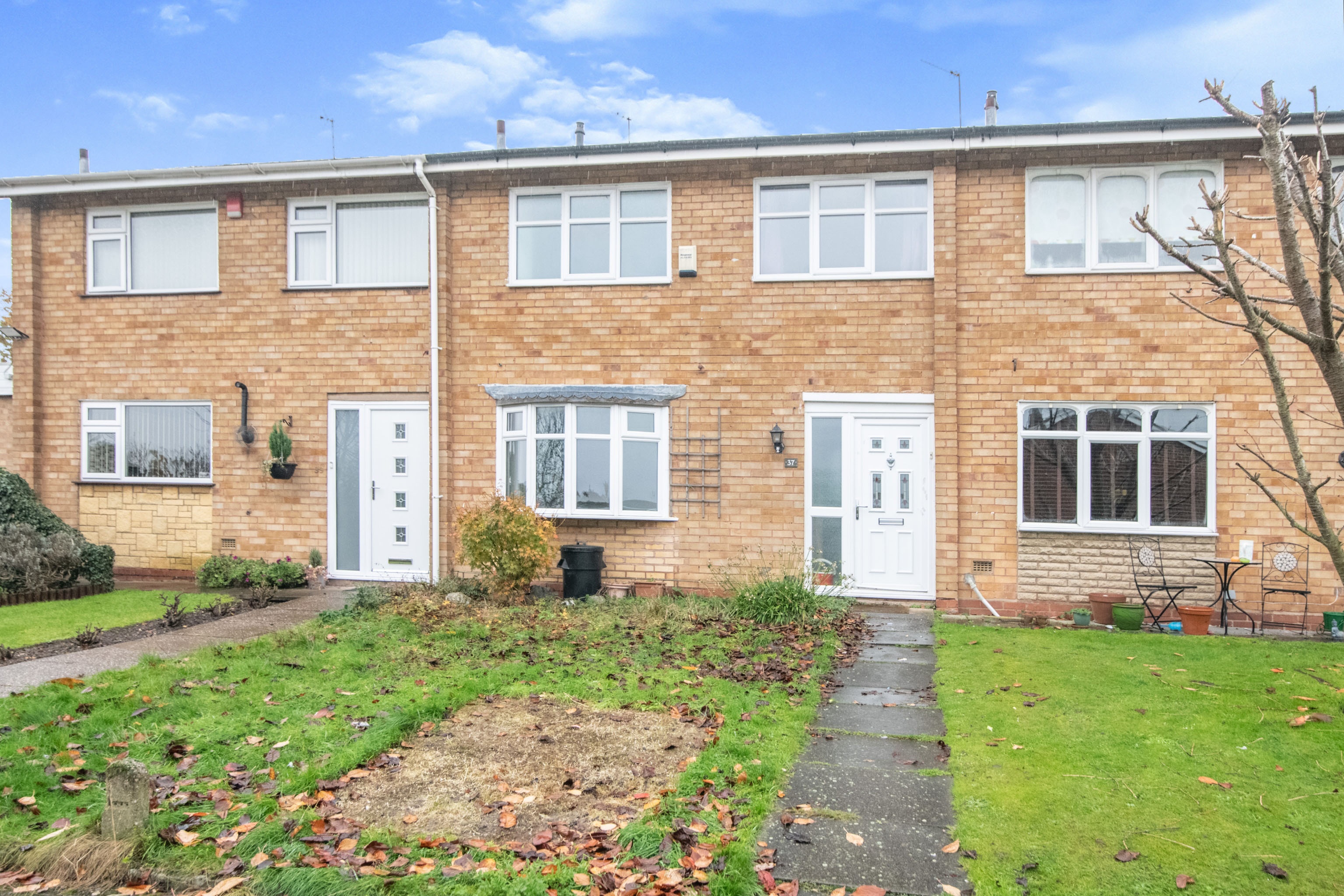 3 bedroom terraced house for sale in Stanwick Avenue, Birmingham, B33 9UR