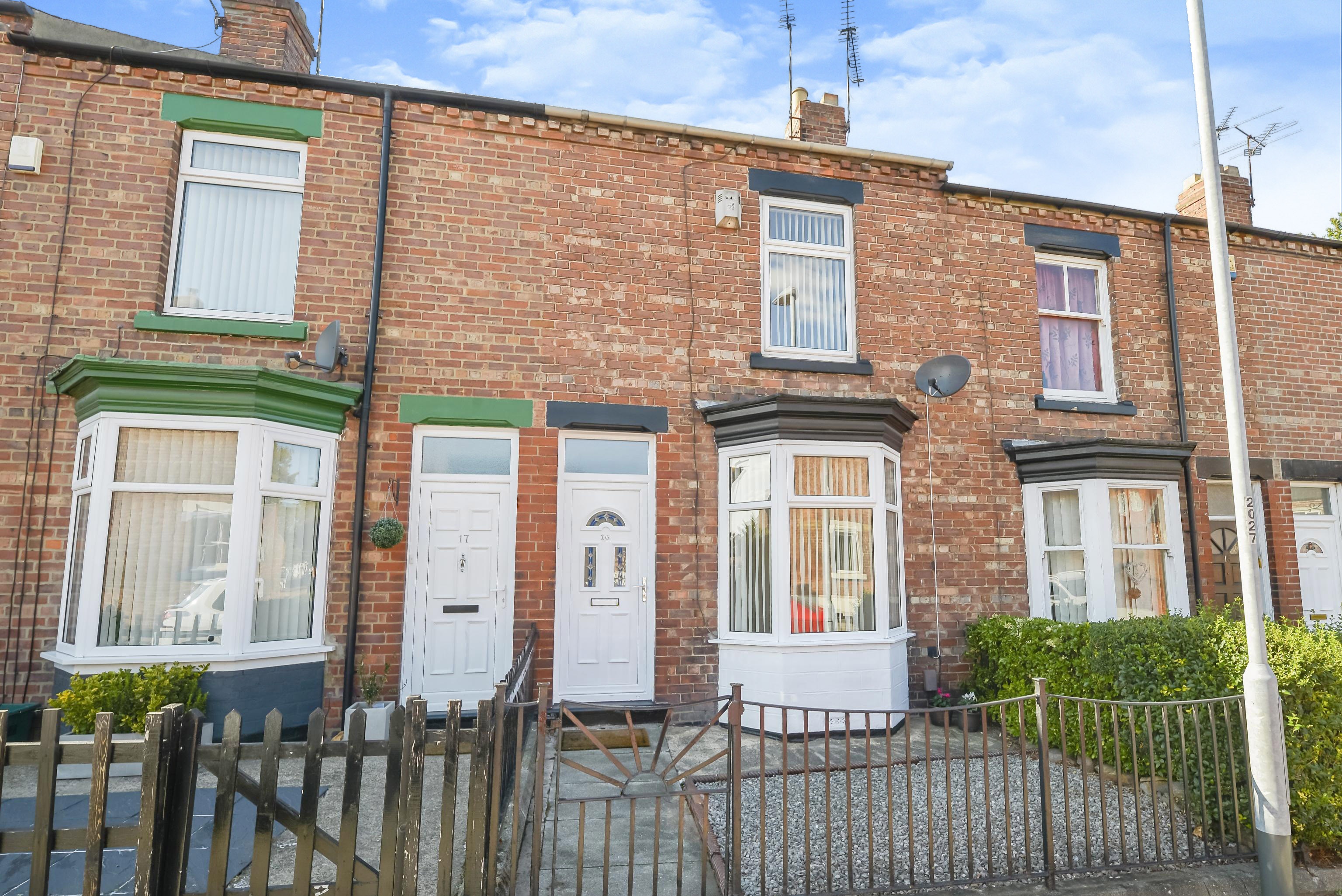 2 bedroom terraced house for sale in Hollyhurst Road, Darlington, DL3 6HE