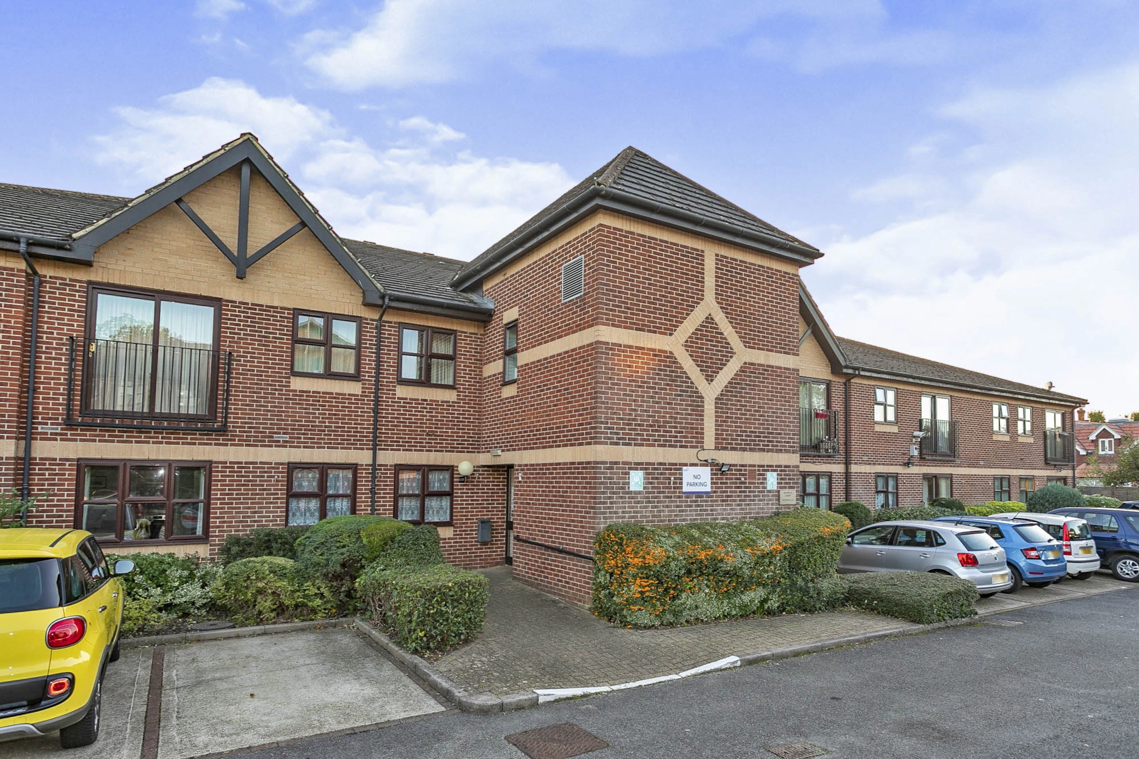 Magnolia Court, Horley