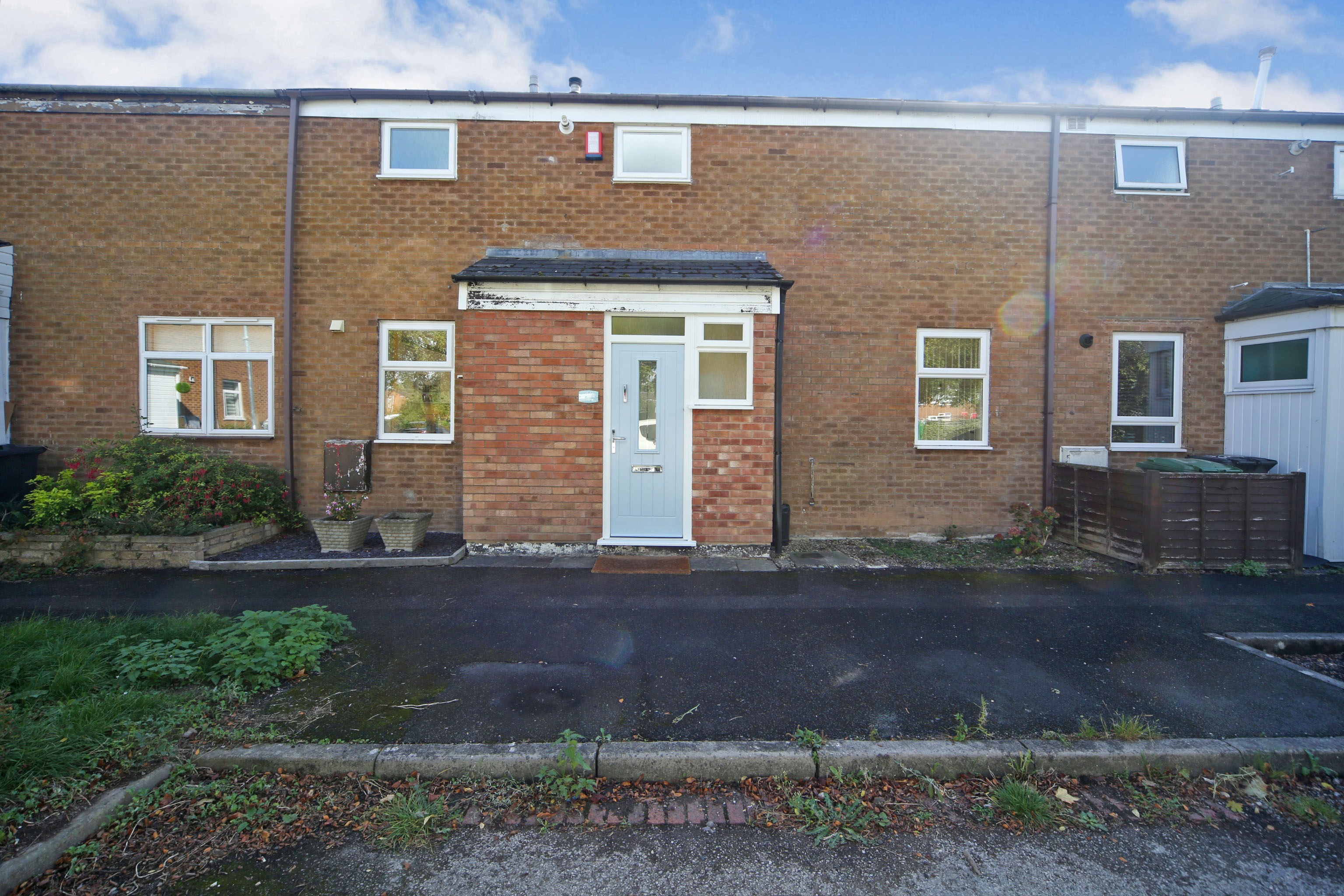 3 bedroom terraced house for sale in Grendon Close, Redditch, B98 0EQ