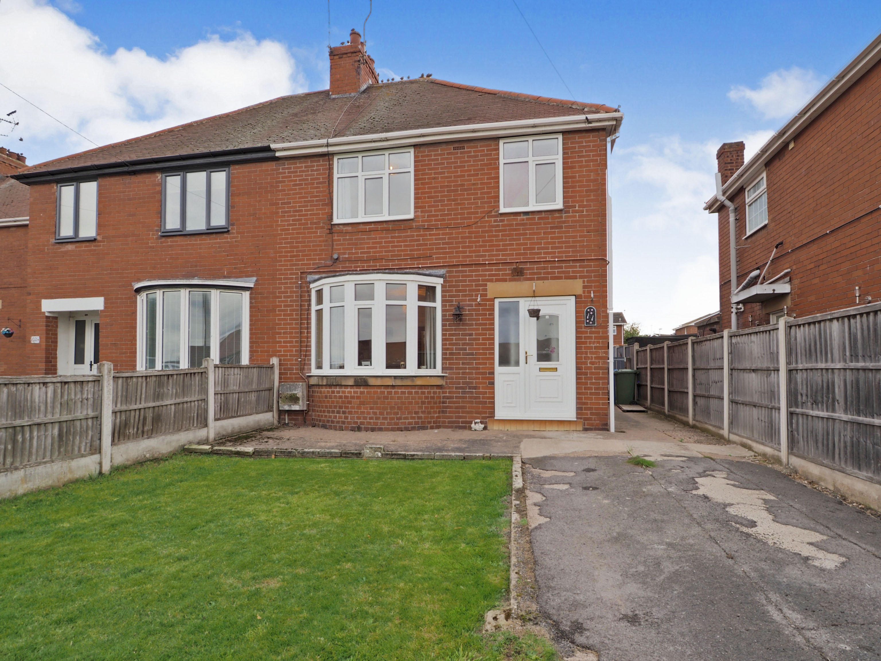 3 bedroom semidetached house for sale in Highfield Villas, Worksop