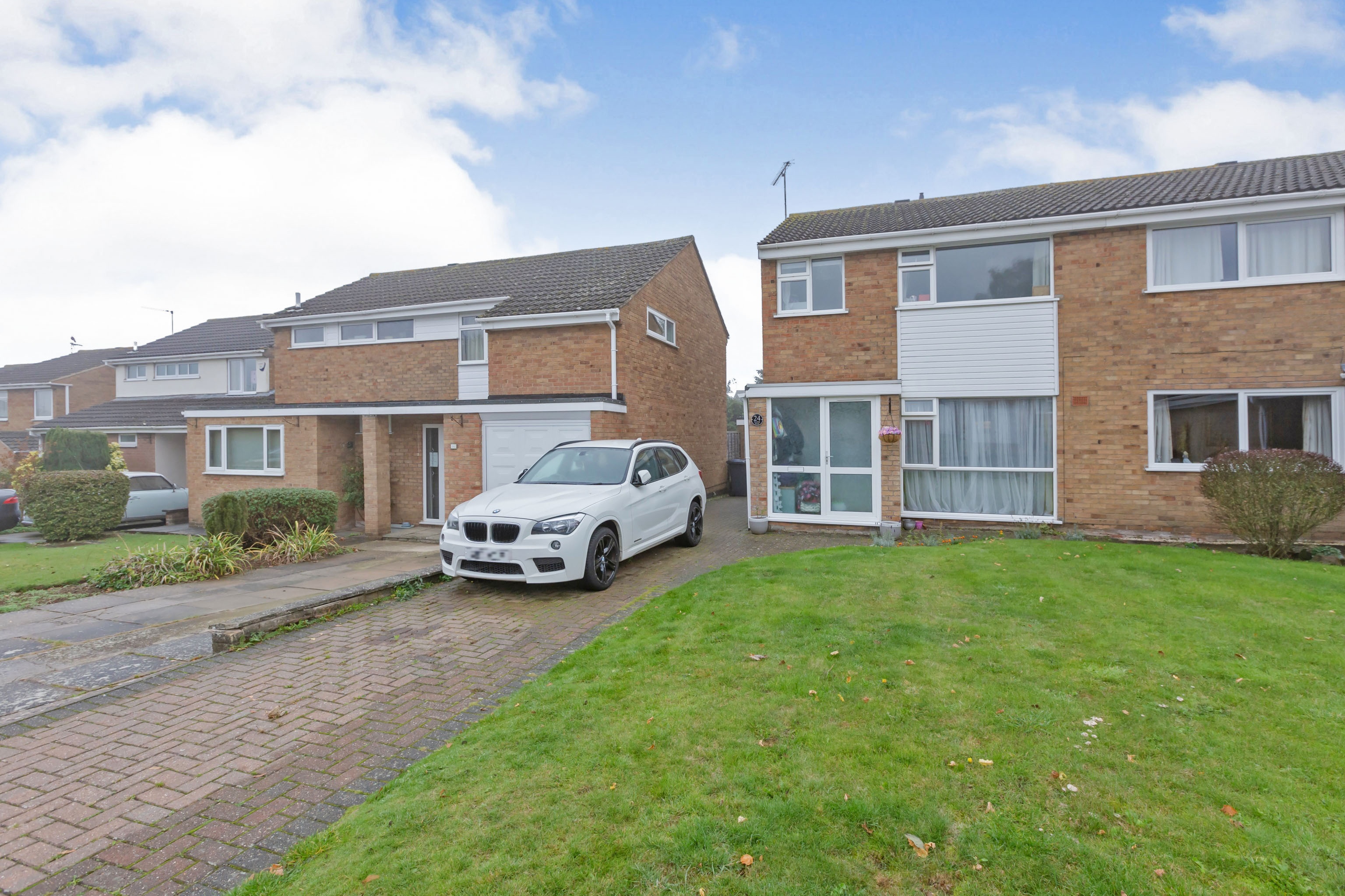 3 bedroom semidetached house for sale in Norfolk Road, Desford