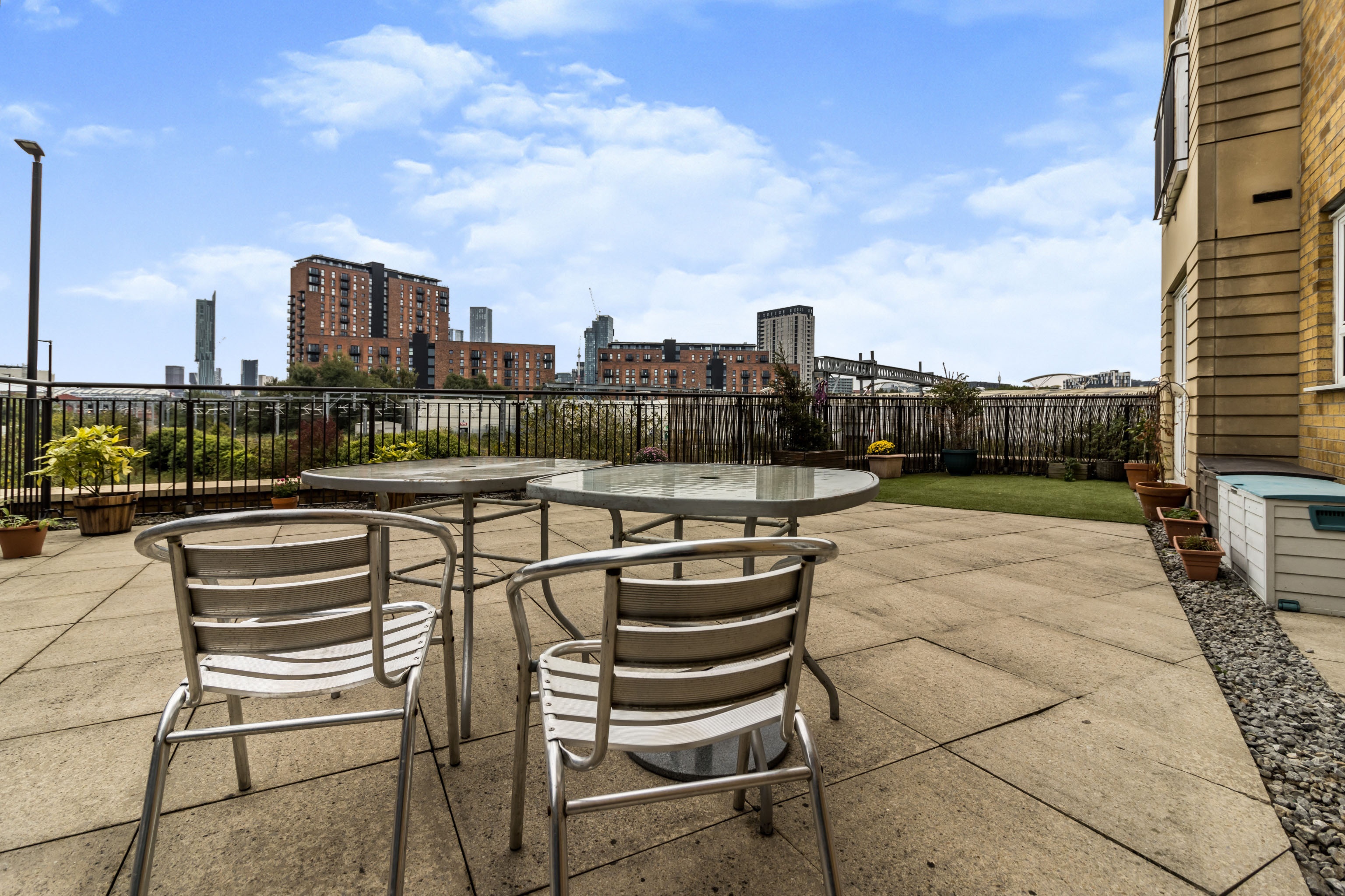 2 bedroom apartment for sale in 18 Middlewood Street, Salford, M5 4LW