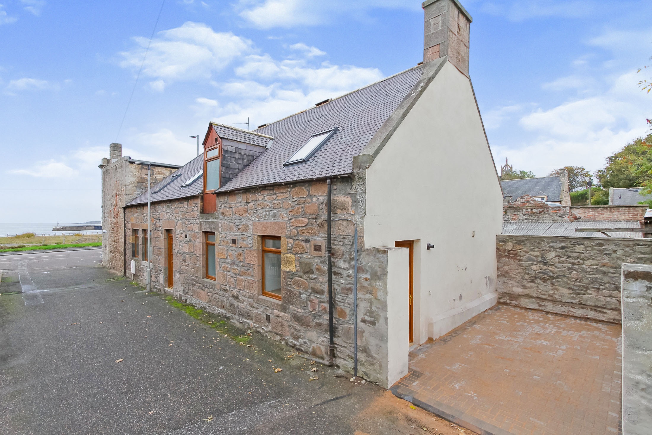 3 bedroom semidetached house for sale in Baron Place, Buckie, AB56 1XF