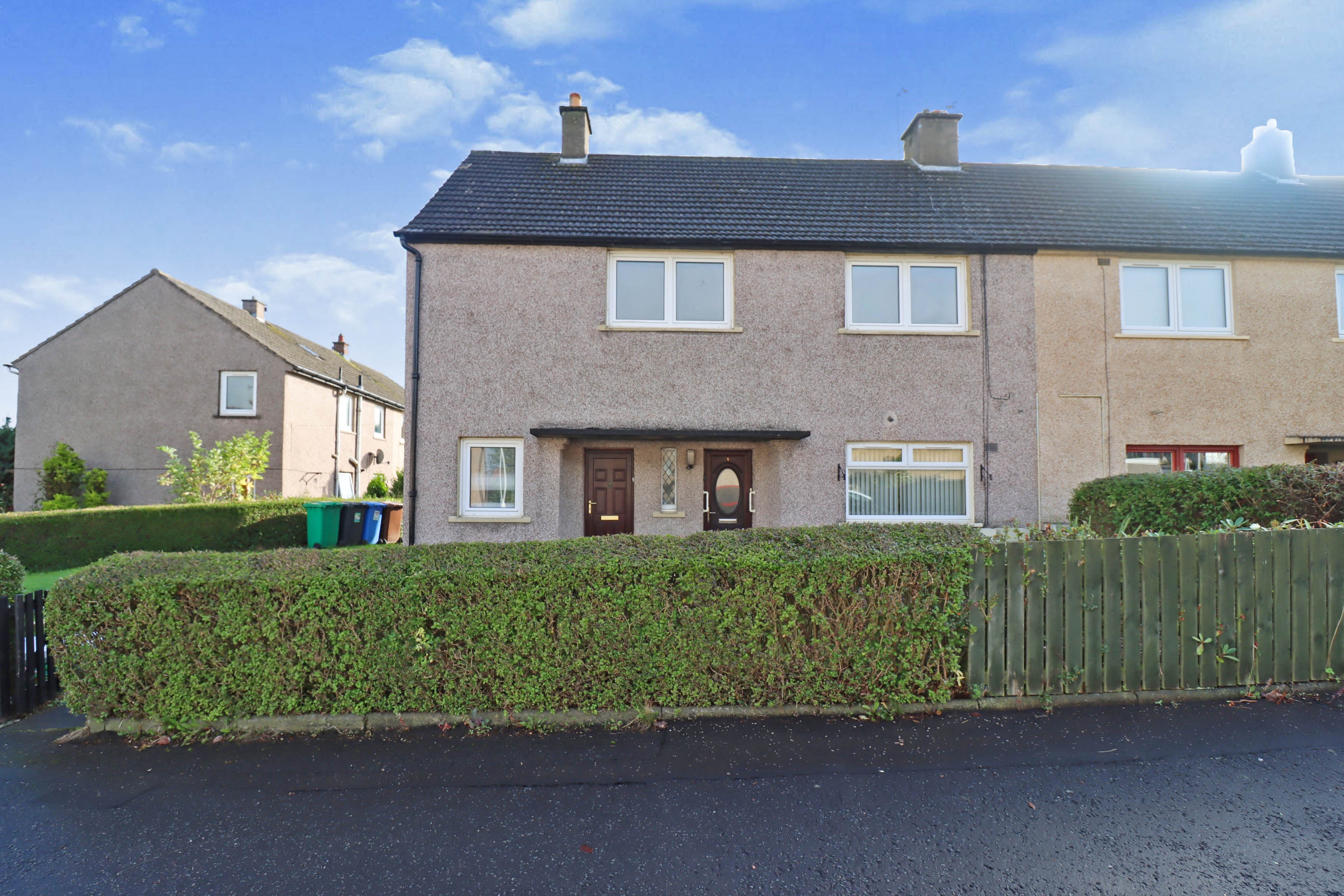 2 bedroom flat for sale in Aberdour Crescent, Dunfermline, KY11 4QU