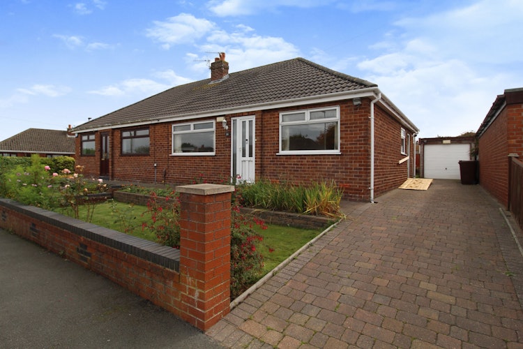 2 bedroom semi-detached bungalow