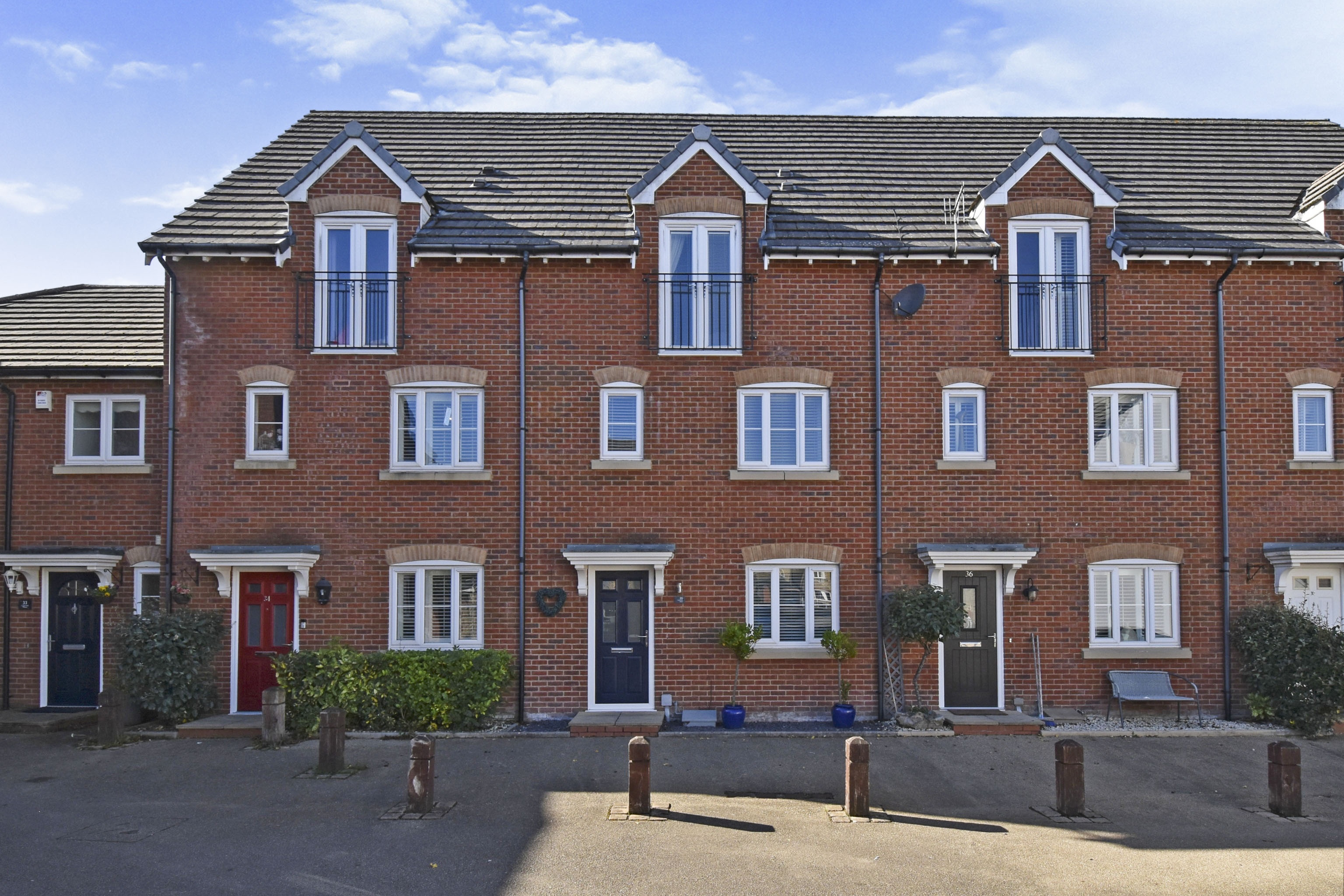 4 bedroom town house for sale in Swansea Road, Merthyr Tydfil, CF48 1HZ