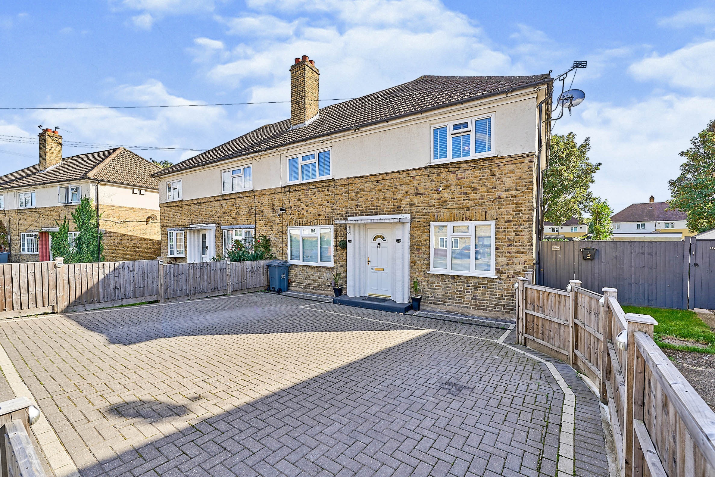 2 bedroom for sale in Wheatley Road, Isleworth, TW7 6JJ