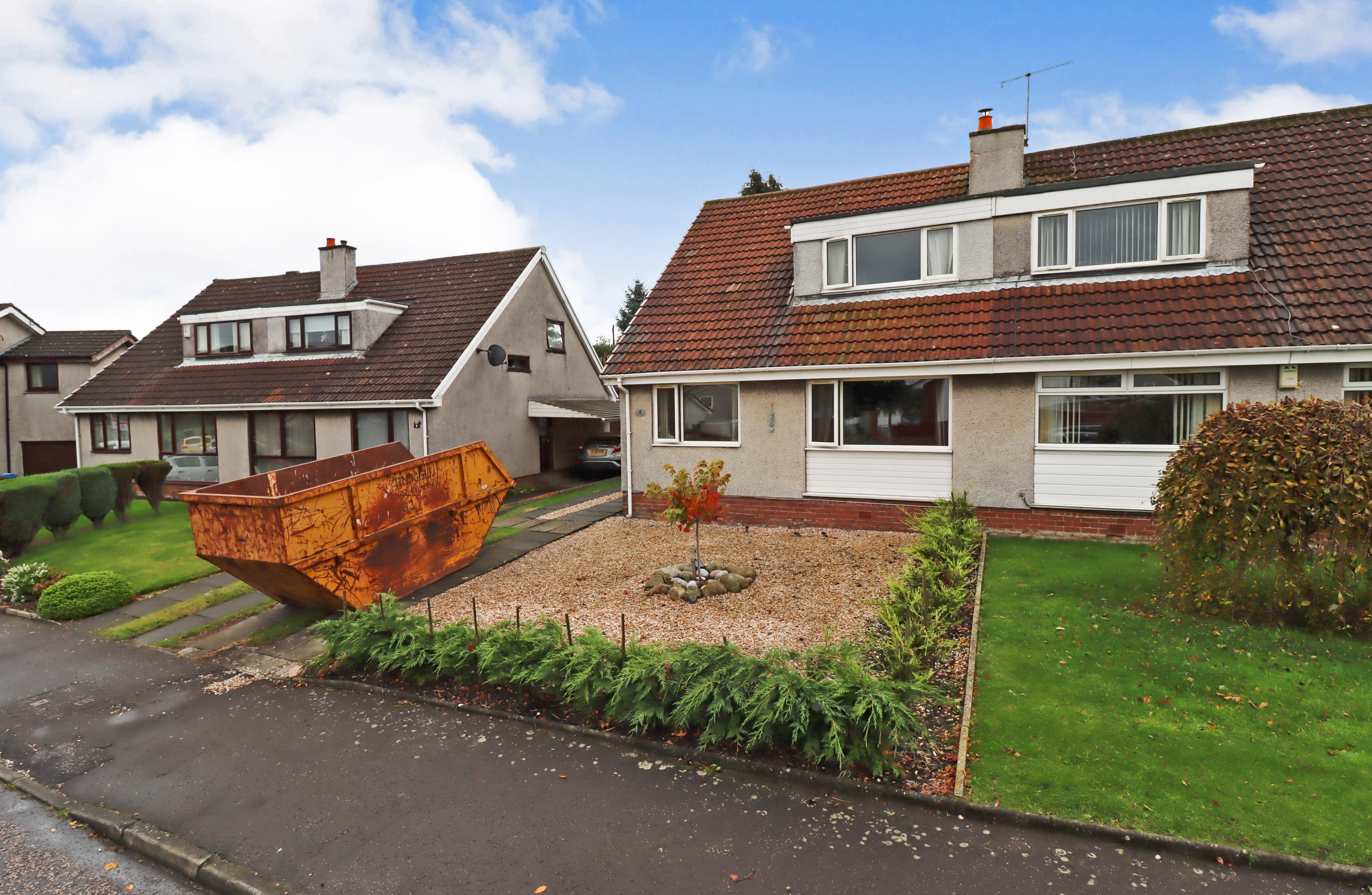 4 bedroom semidetached house for sale in Lady Anne Court, Cowdenbeath