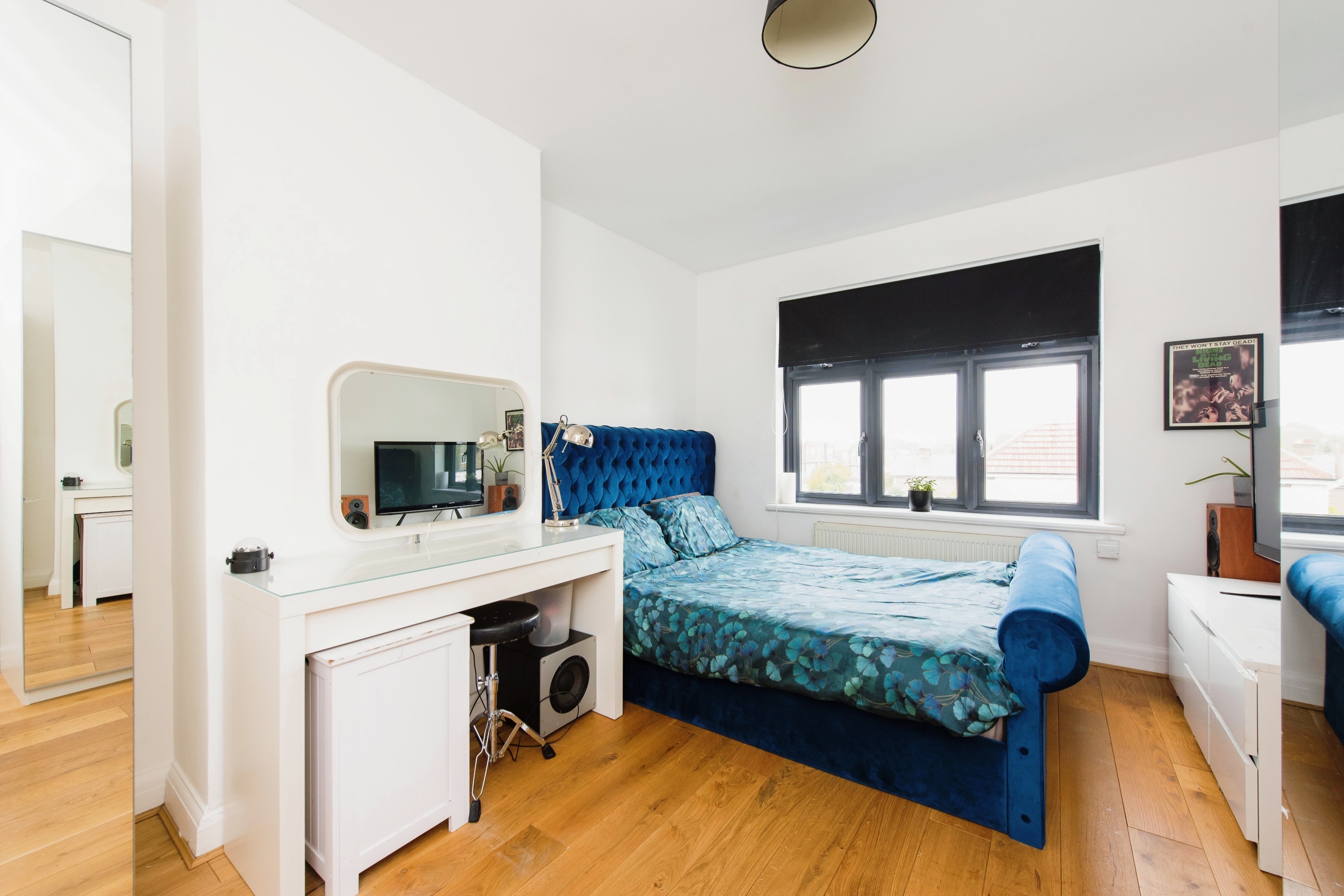 2 bedroom for sale in Hook Road, Surbiton, KT6 5BZ