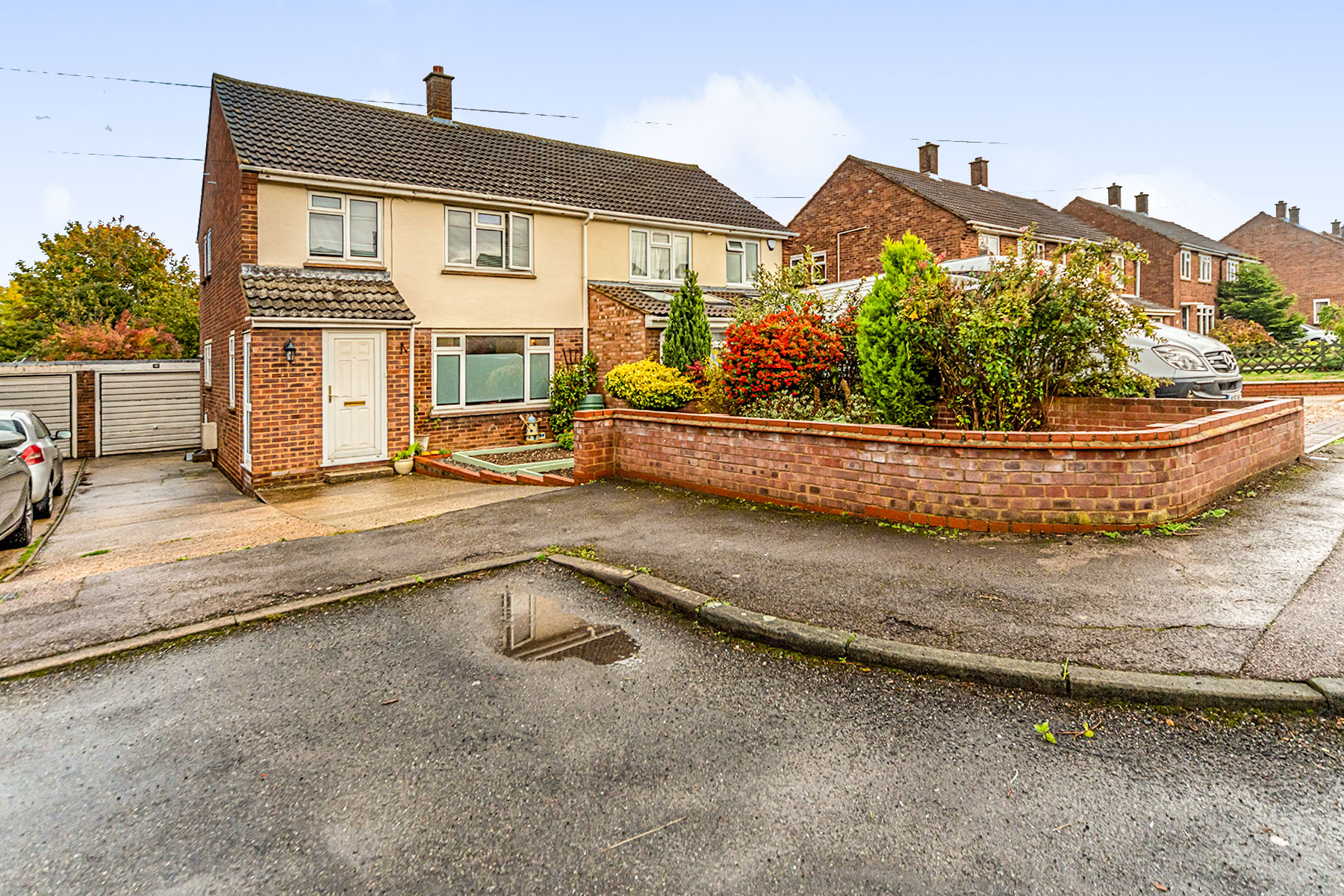 4 bedroom semidetached house for sale in Turpins Way, Baldock, SG7 6LW