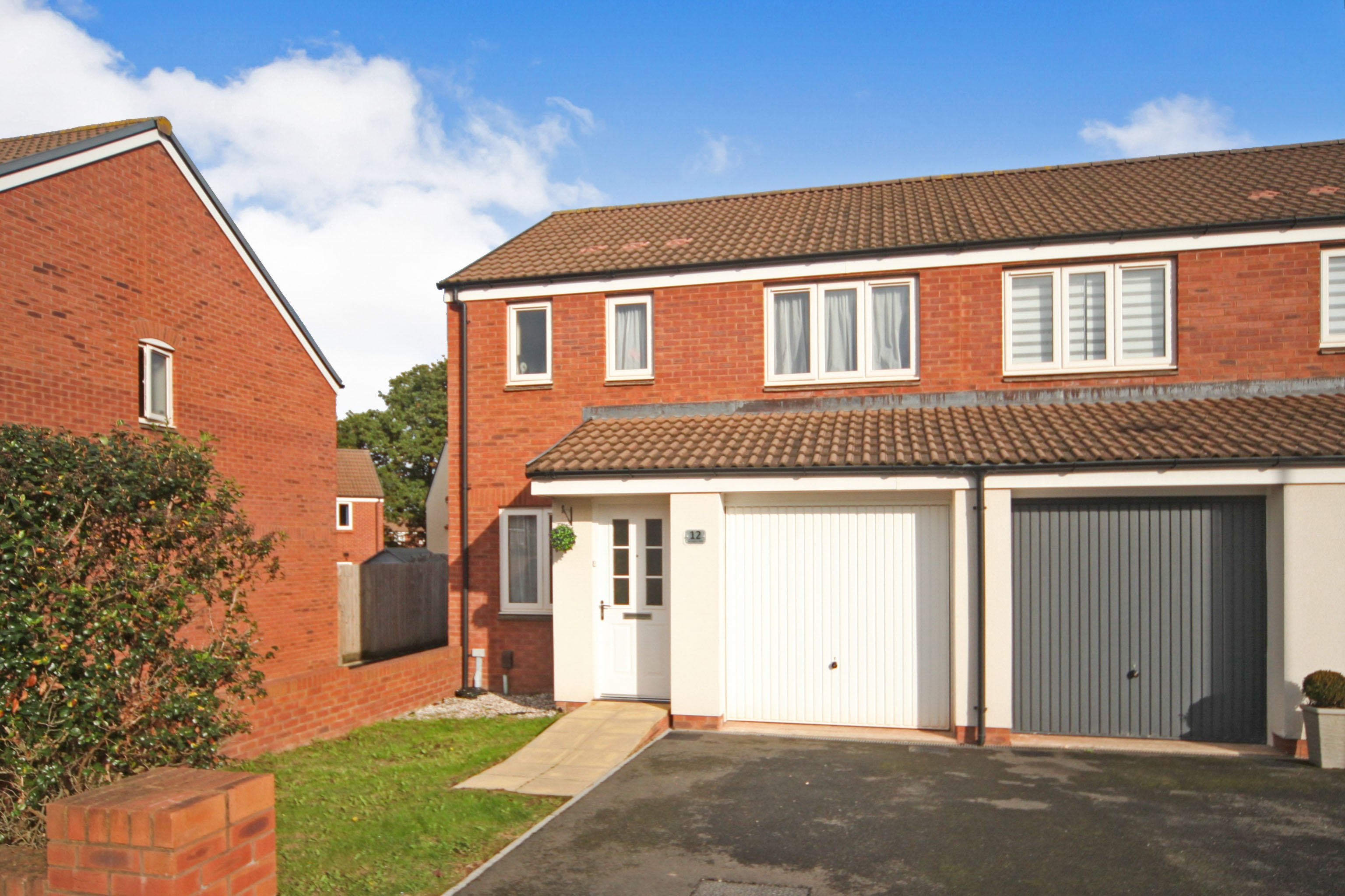 3 bedroom semidetached house for sale in Yarlington Mill, Exeter, EX5 7FJ