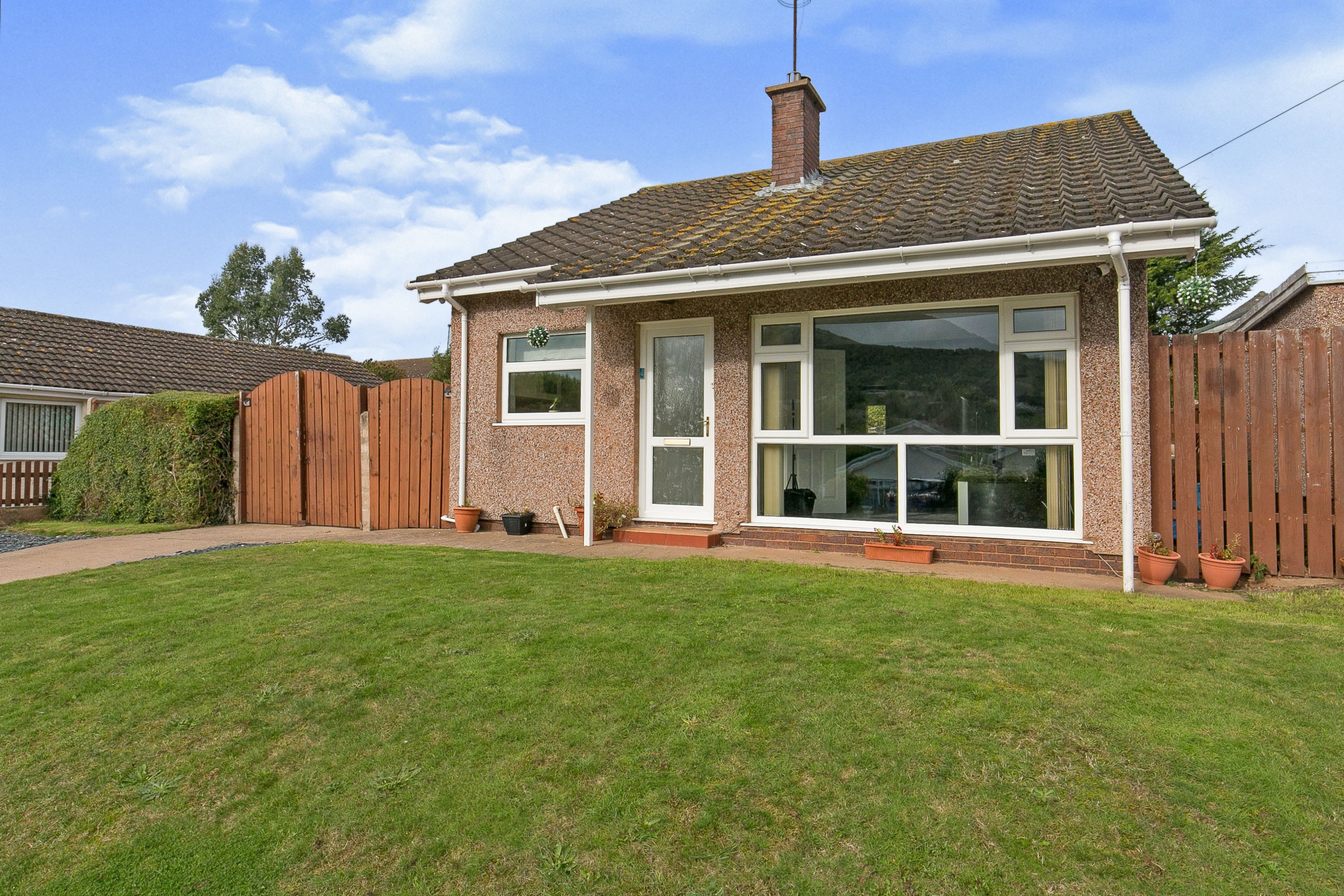 3 bedroom detached bungalow for sale in Garwyn Avenue, Prestatyn, LL19 8LR