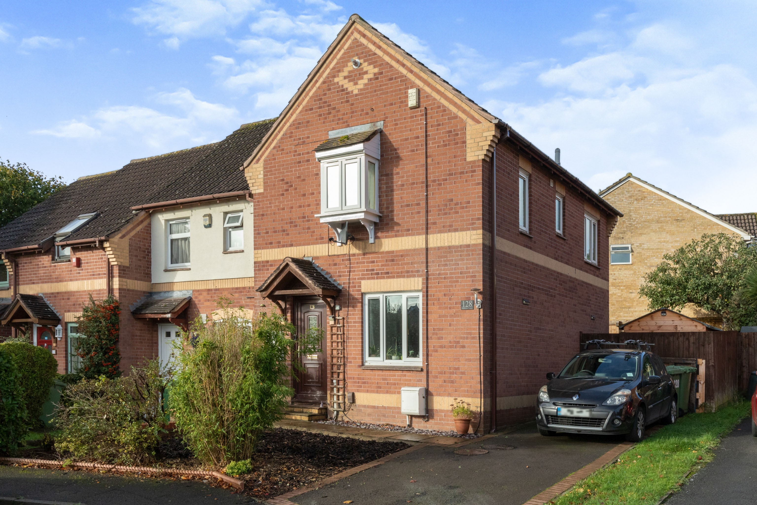 3 bedroom end of terrace house for sale in Palmers Leaze, Bristol, BS32 0HG