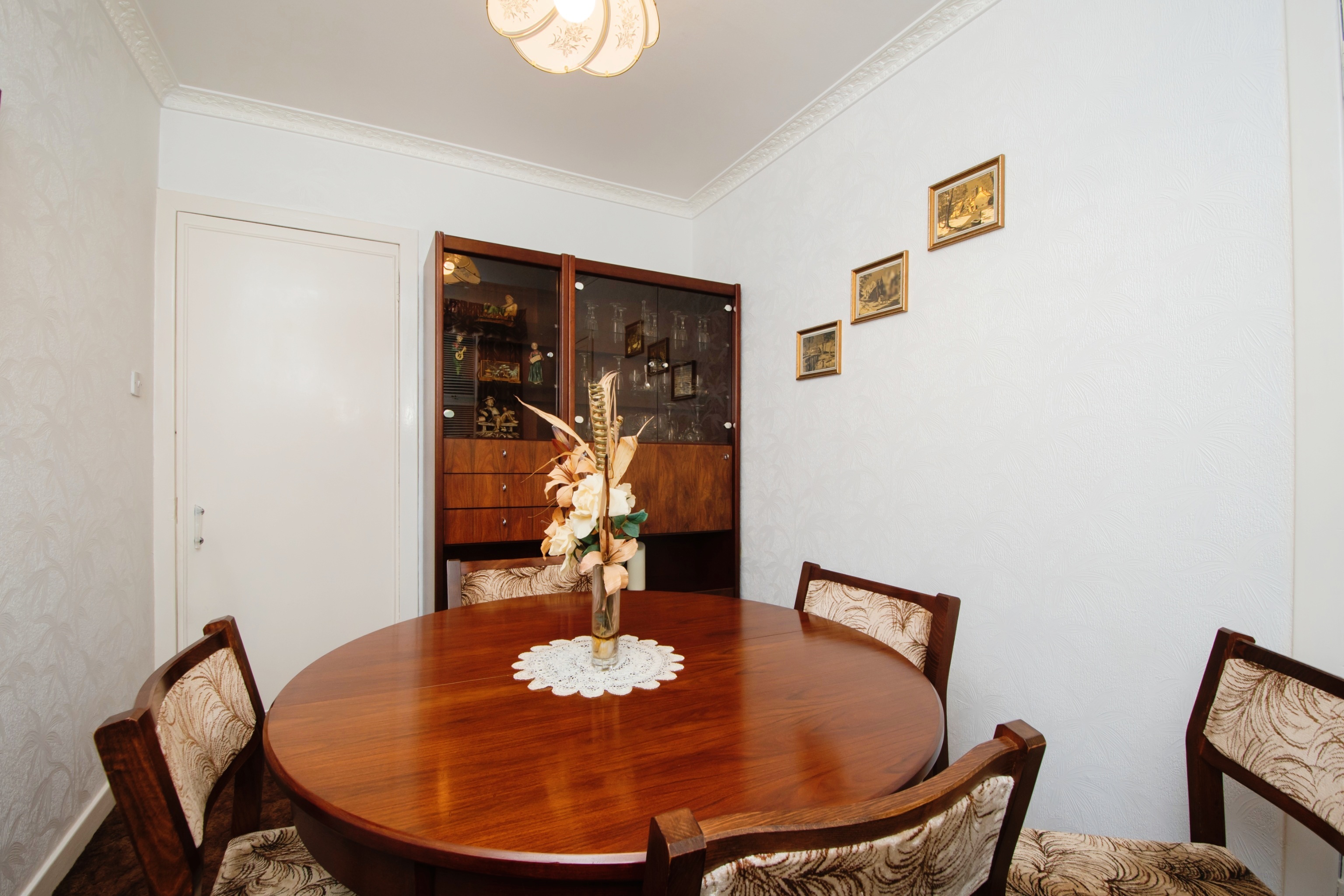 3 bedroom flat for sale in Netherhill Road, Paisley, PA3 4RW