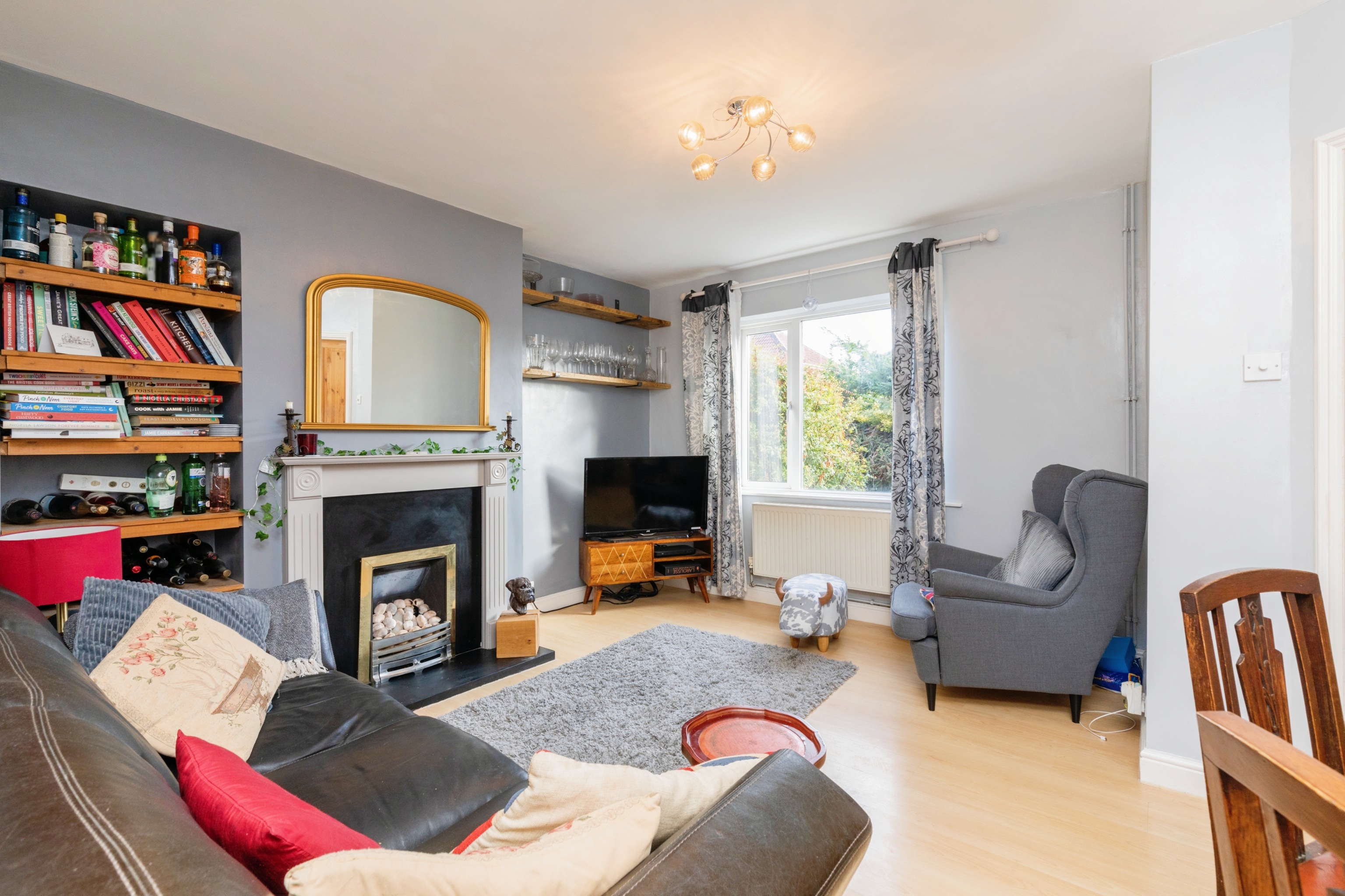 3 bedroom semidetached house for sale in Charfield Road, Bristol, BS10 5QT