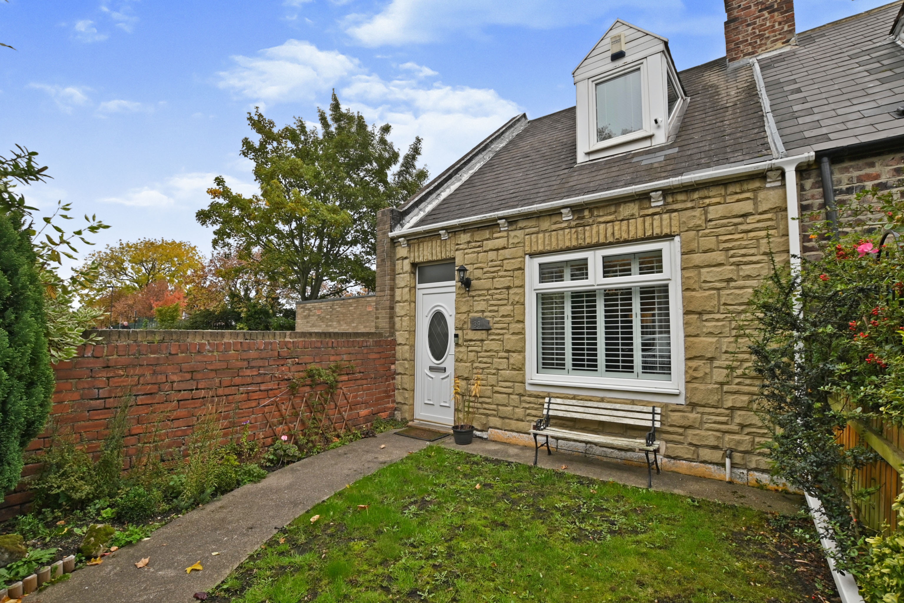 2 bedroom end of terrace house for sale in The Avenue, Wallsend, NE28 6BT