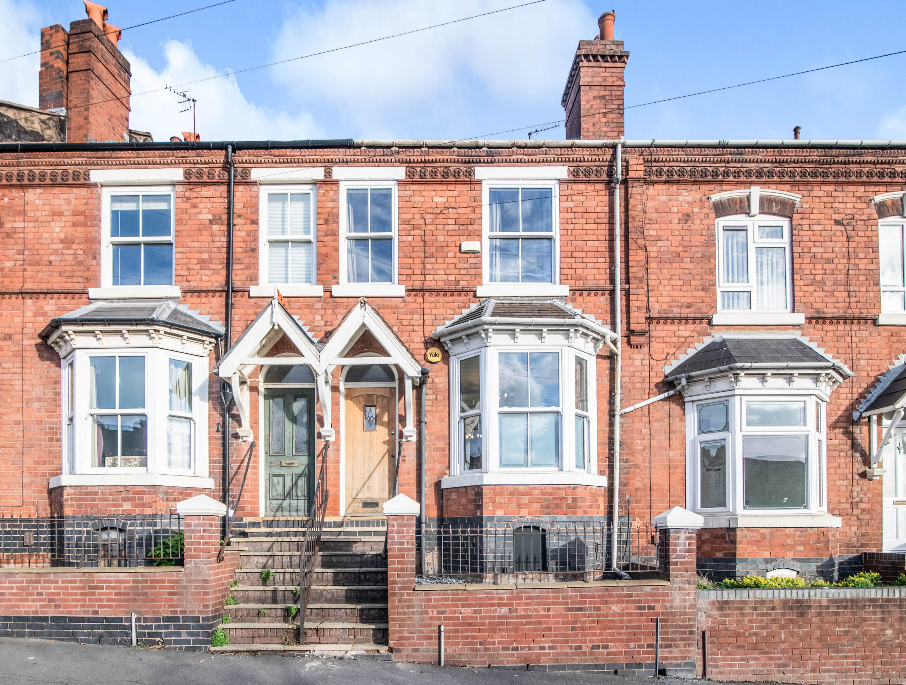 2 bedroom terraced house for sale in New Rowley Road, Dudley, DY2 8AB