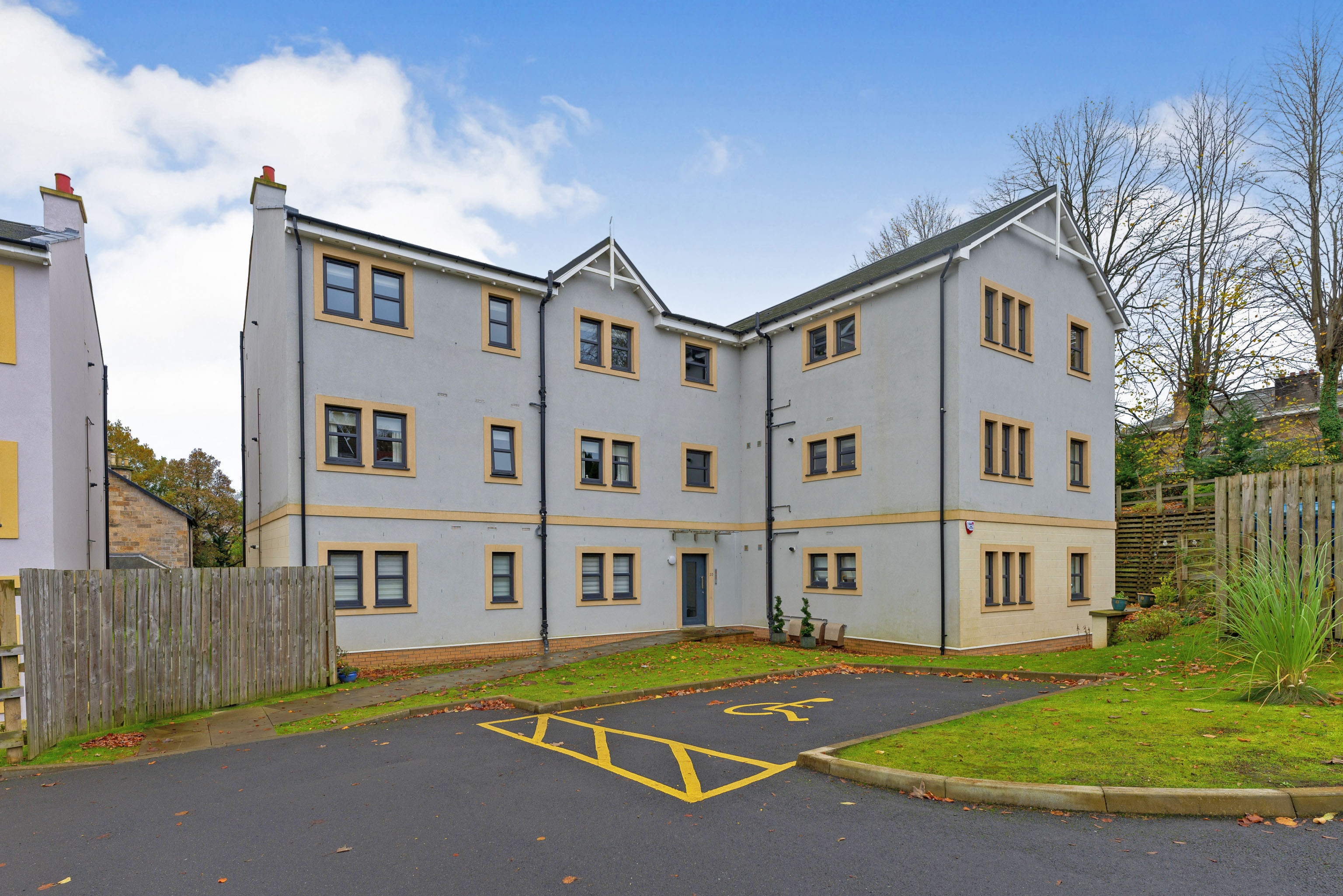 2 bedroom flat for sale in 20 Hunterhill Road, Paisley, PA2 6DW