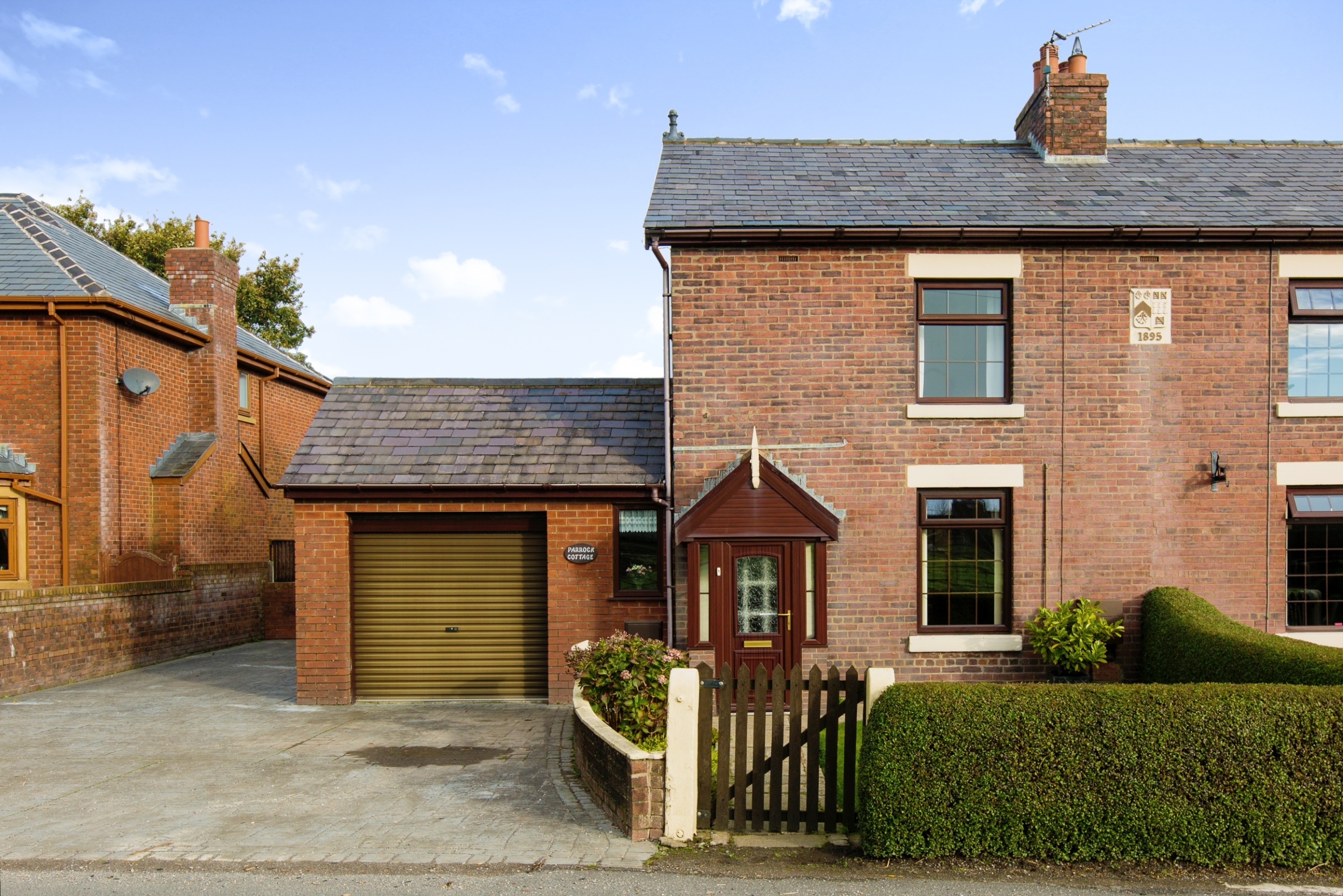 3 bedroom semidetached house for sale in Garstang Road, Preston, PR3 6AQ