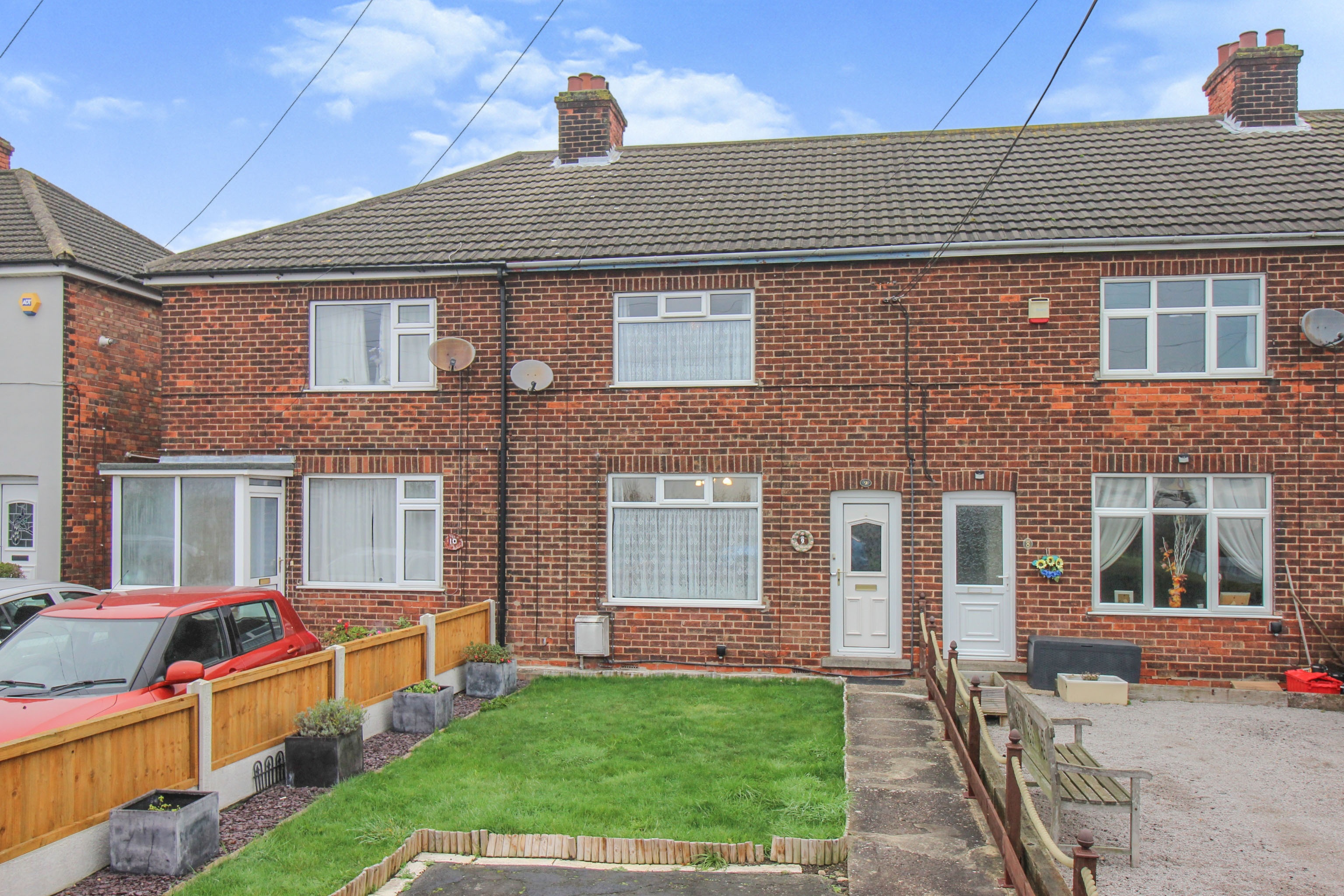 3 bedroom terraced house for sale in College Road East Halton