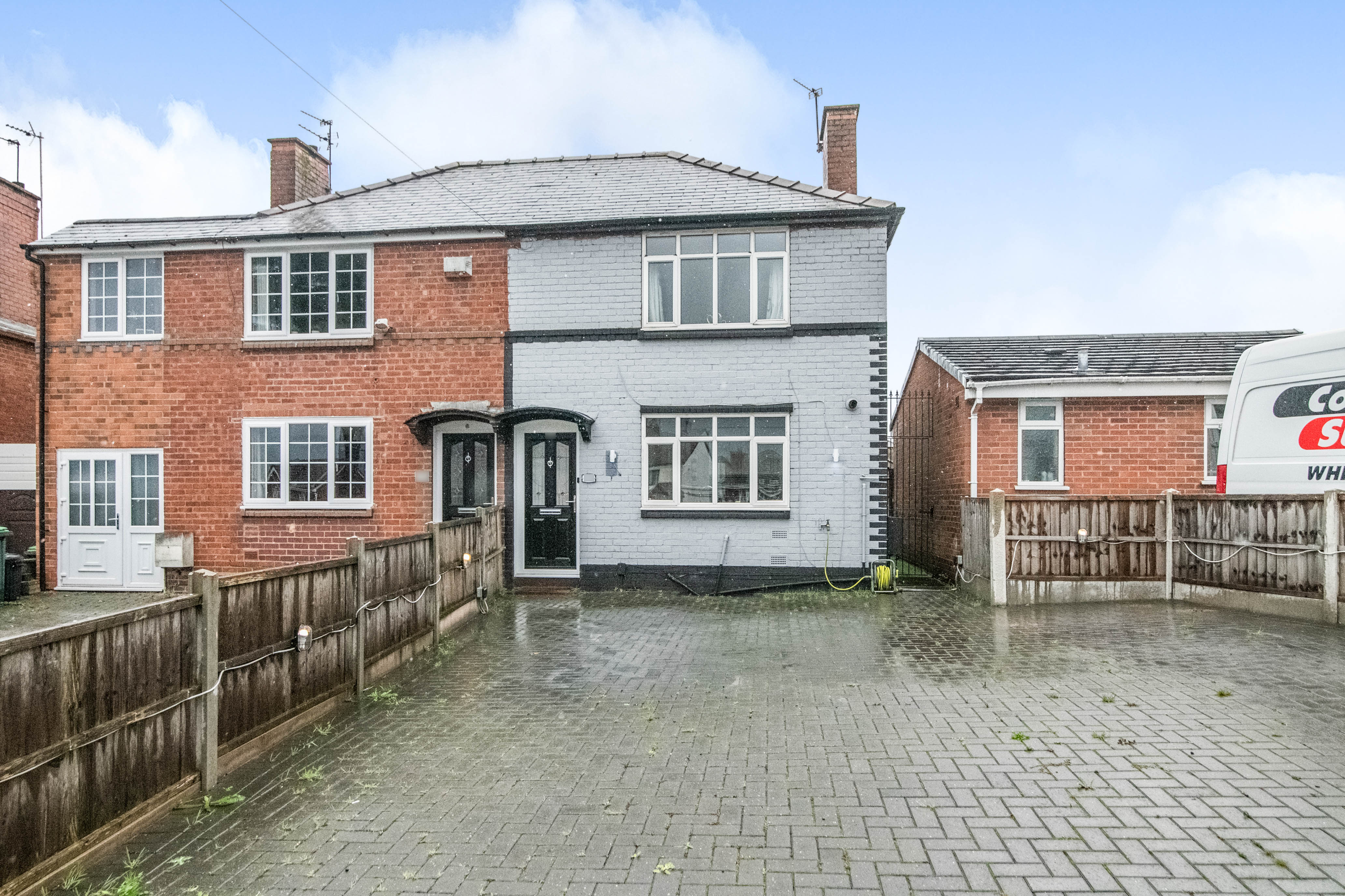 2 bedroom semidetached house for sale in Mincing Lane, Rowley Regis