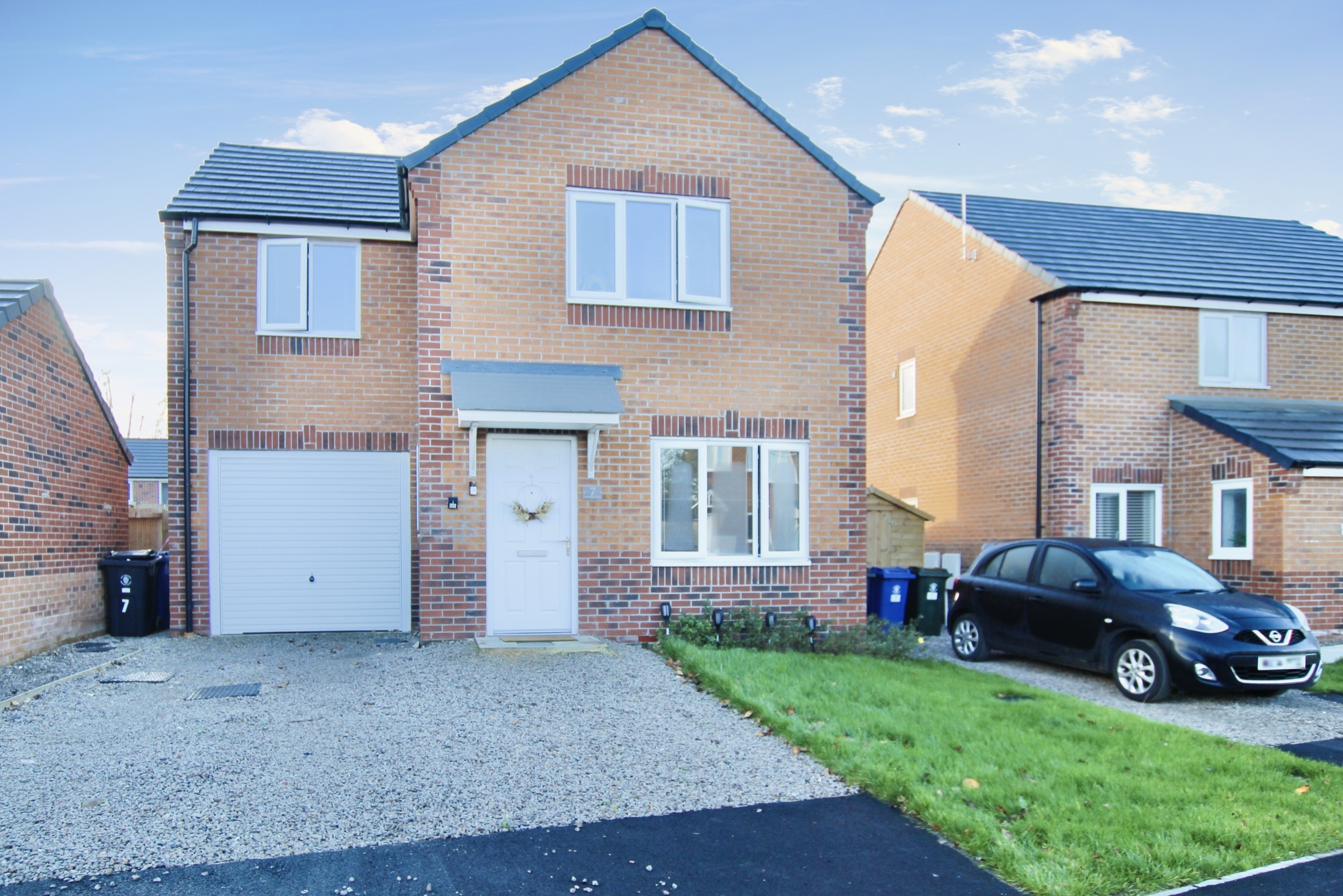 3 bedroom detached house for sale in Courtfield drive, Skelmersdale, WN8 9DE