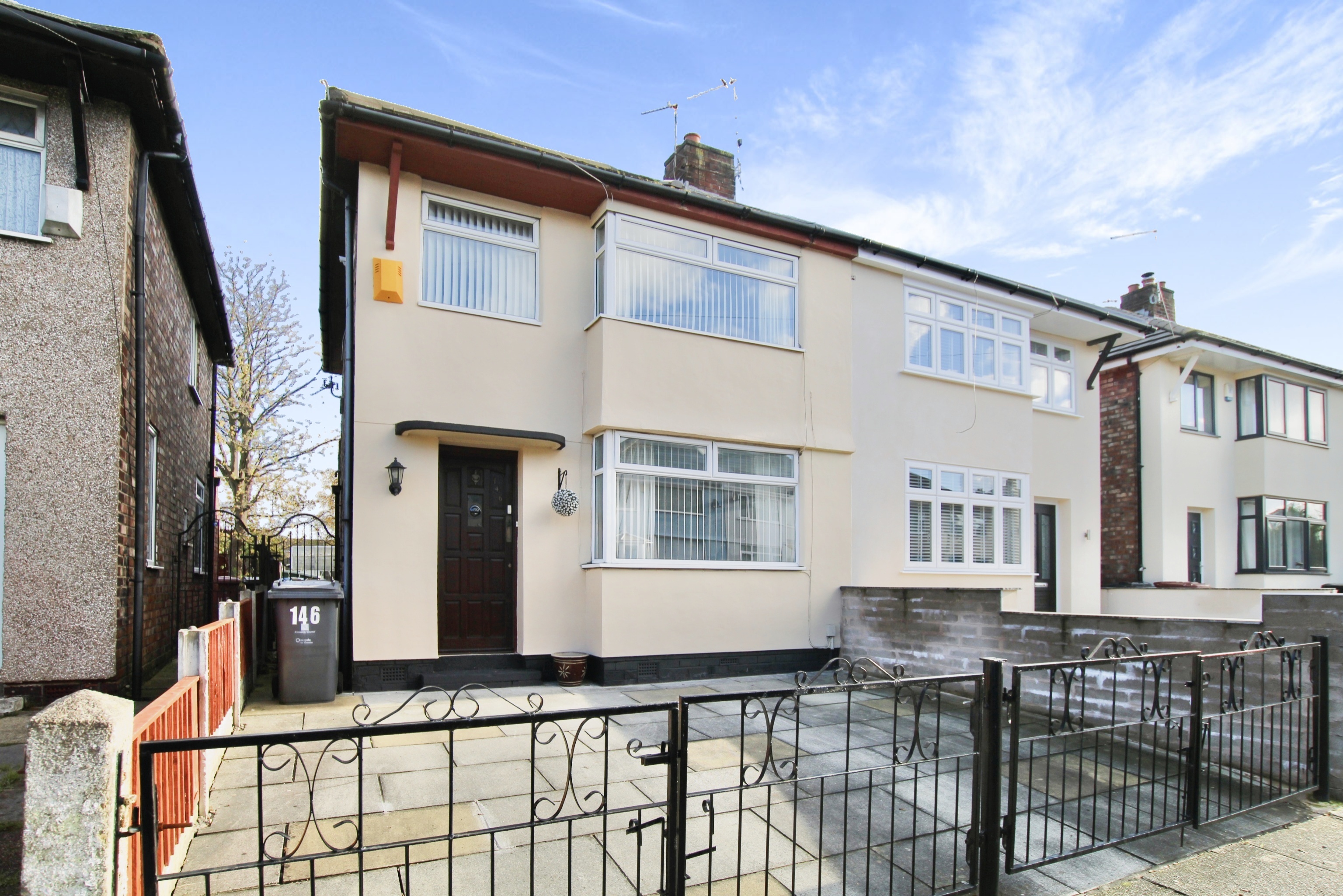 3 bedroom semidetached house for sale in Jeffereys Crescent, Liverpool, L36 4JU