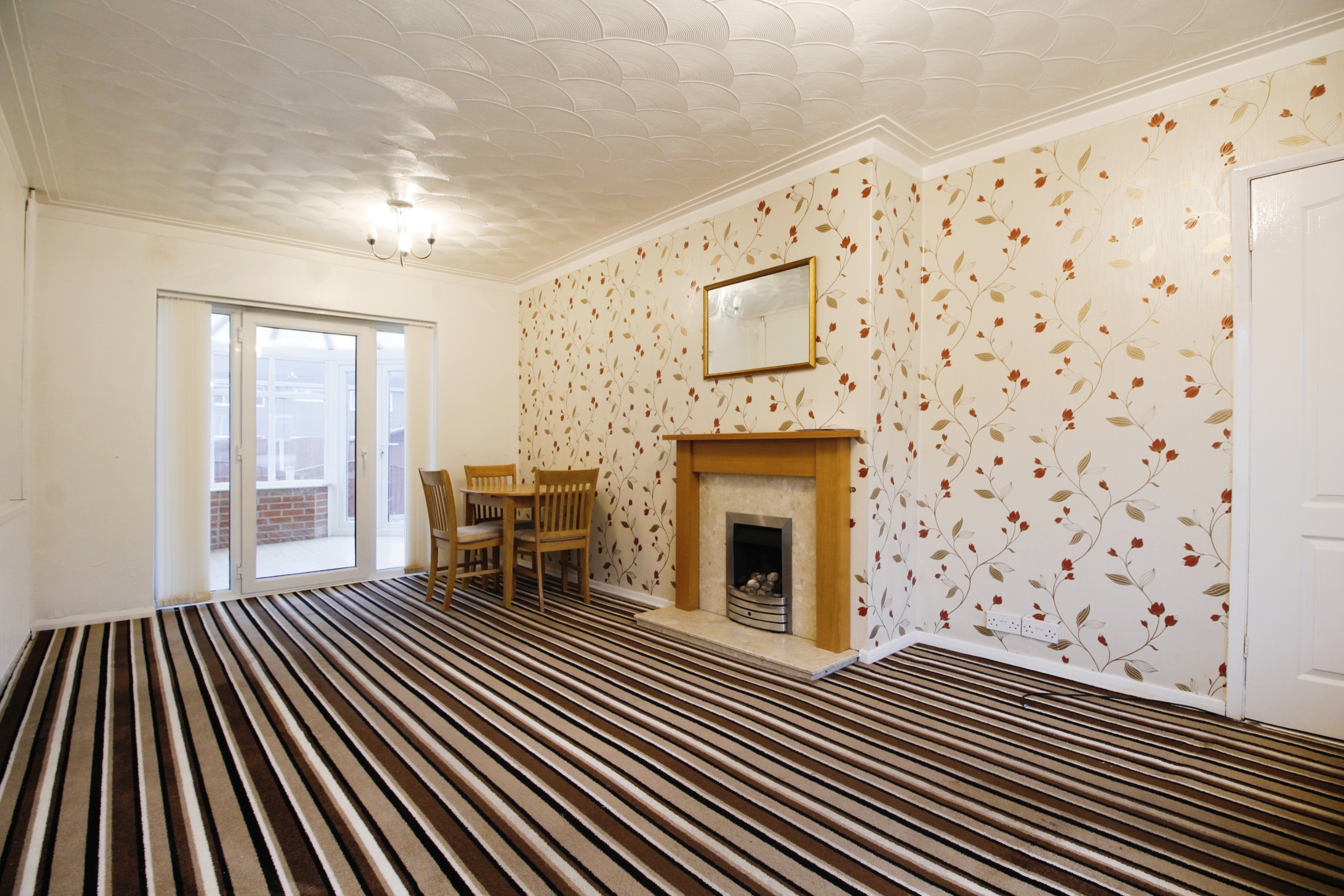 3 bedroom terraced house for sale in Levet Road, Cantley, DN4 6JQ