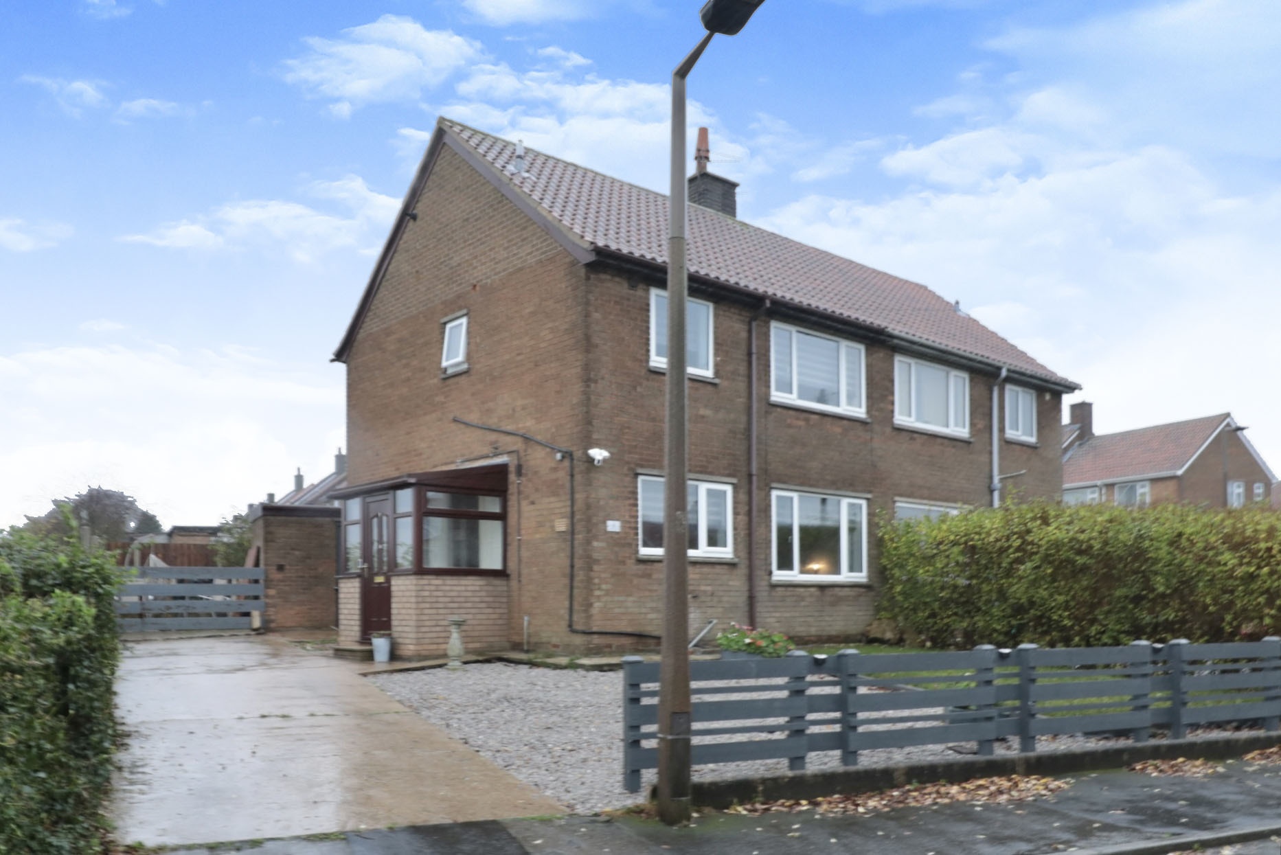 2 bedroom semidetached house for sale in Keats Drive, Sheffield, S25 2SQ